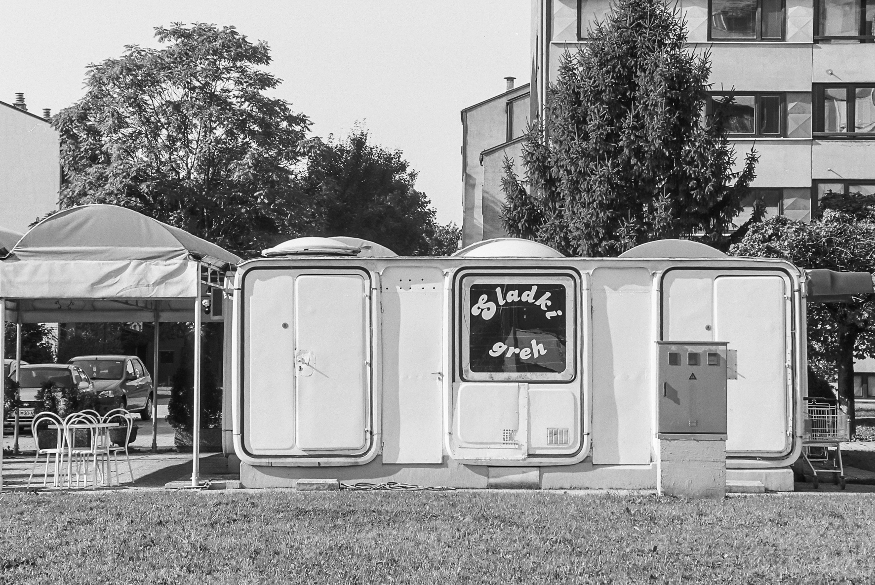 Kiosk K67, Ljubljana / 1966, Sa&scaron;a M&auml;chtig