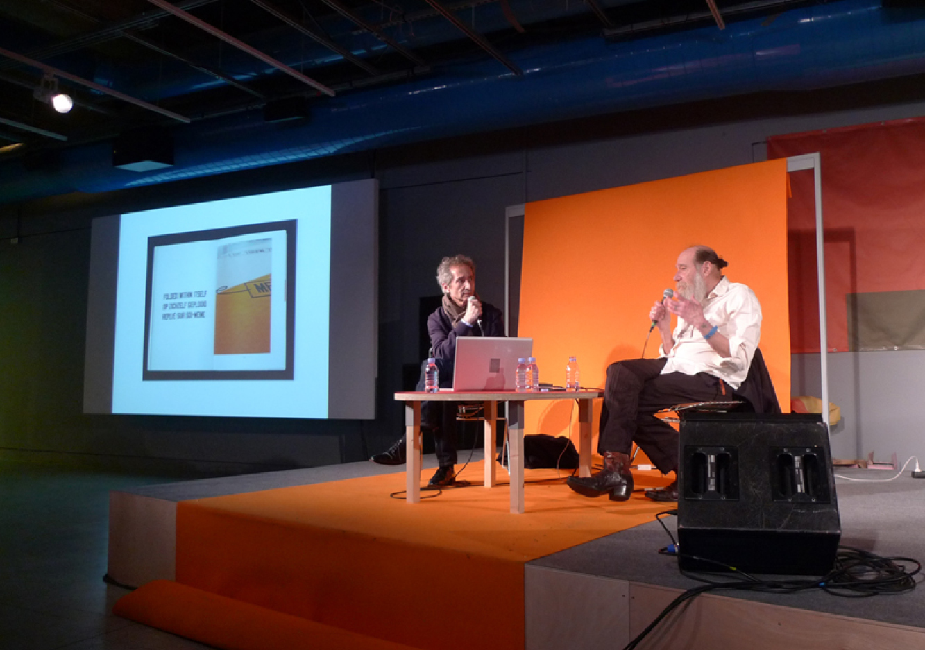 All hail Lawrence Weiner! | Lawrence Weiner in conversation with Bernard Blistène