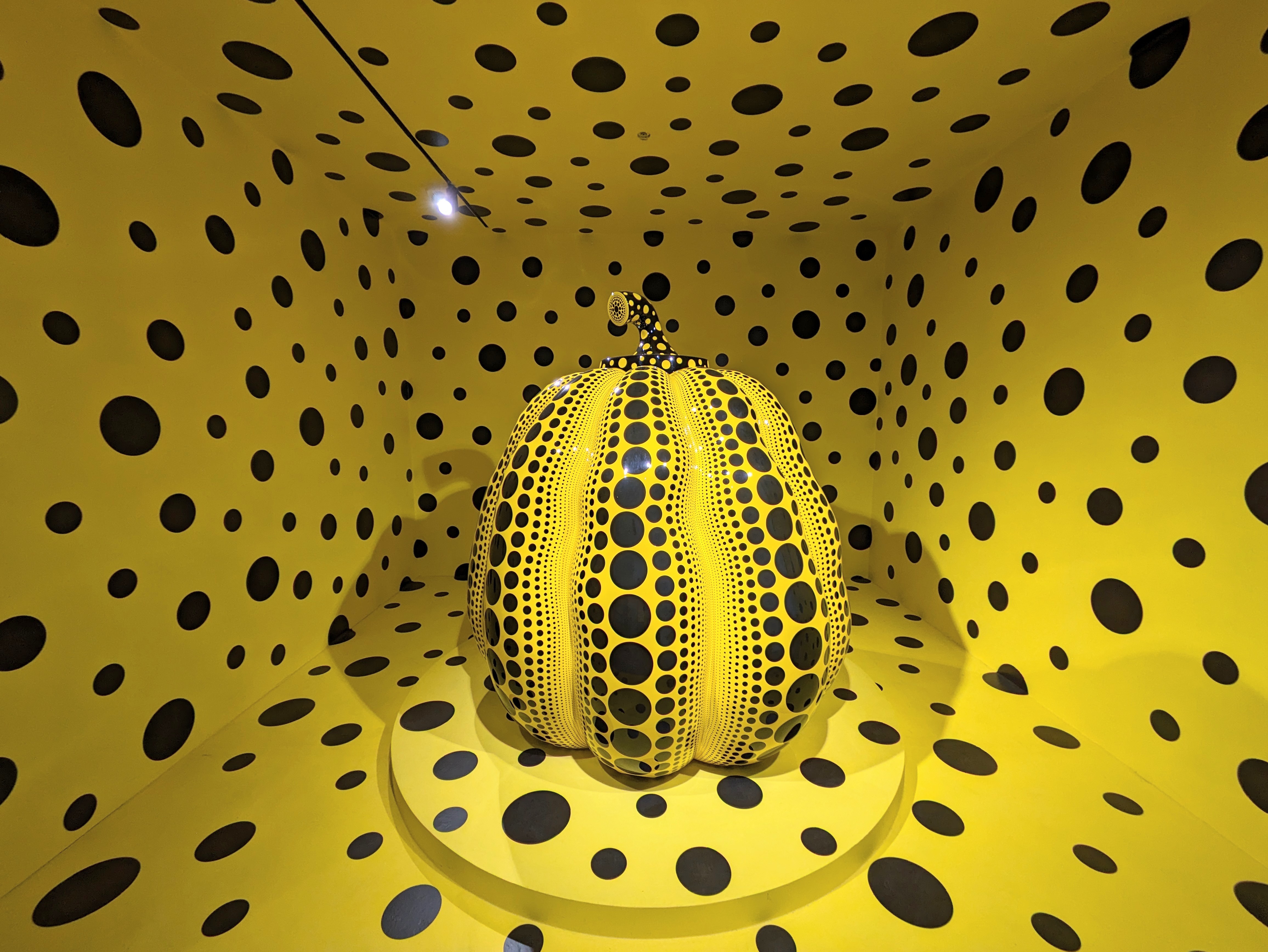 —and admire her pumpkin sculpture