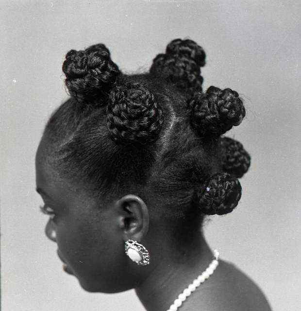J.D. 'Okhai Ojeikere. A Million Braid, 1999