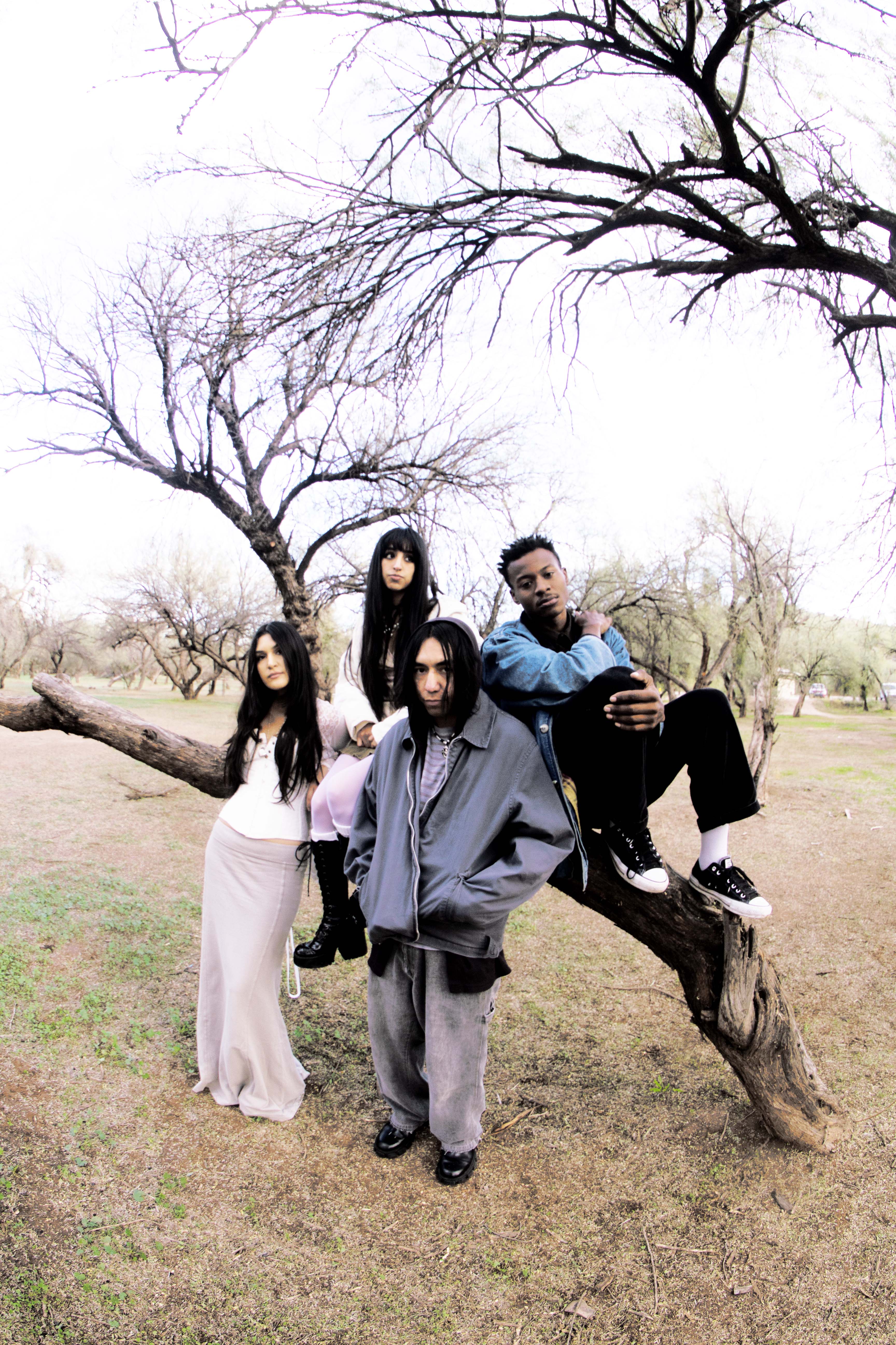 "Glixen", ENVY Magazine Issue 01