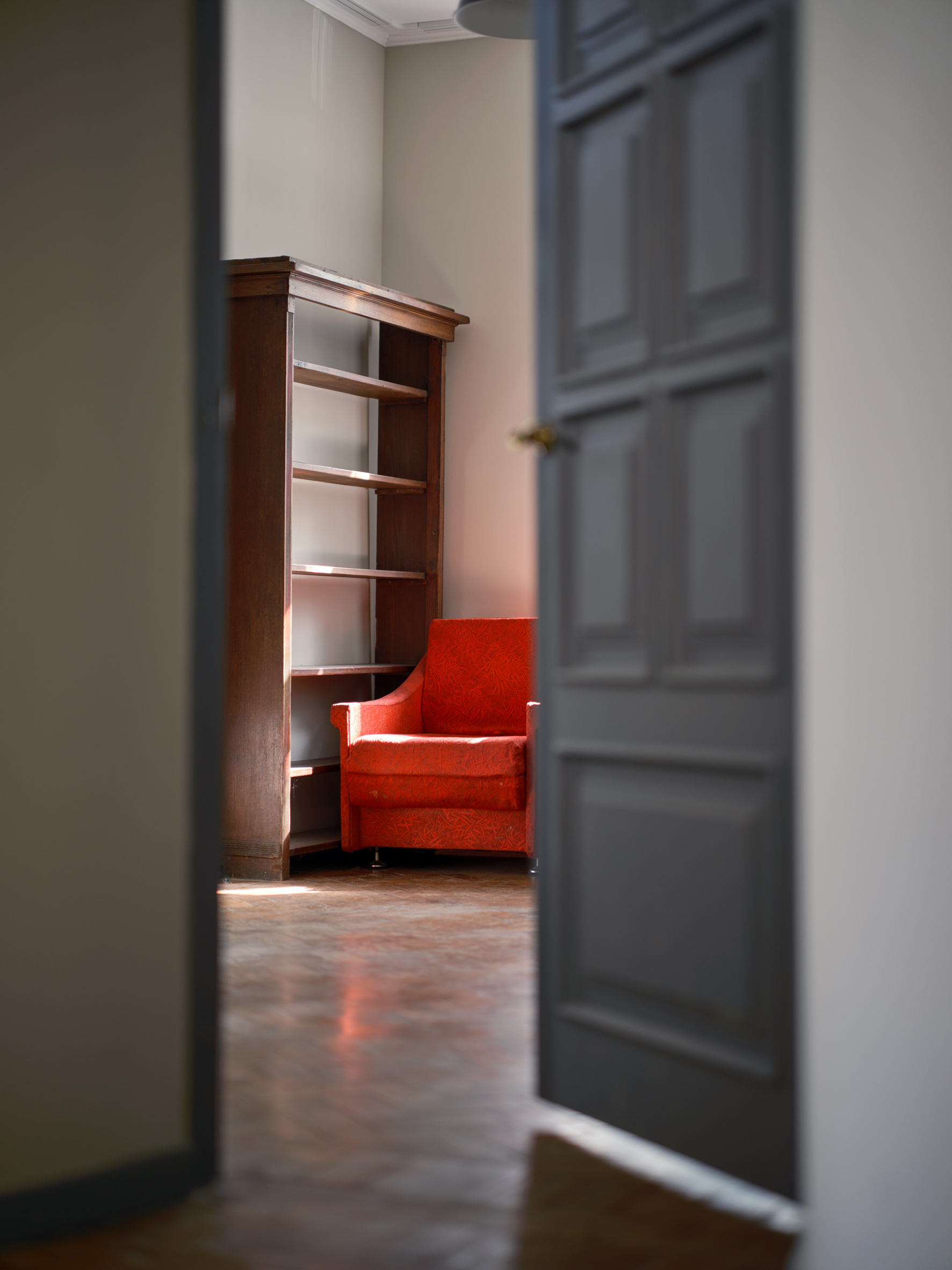 Slovo Art Residency in the Slovo House, in collaboration with the Kharkiv LitMuseum, publisher Oleksandr Savchuk, writer Serhiy Zhadan and the family of the residency’s unwavering patron Andriy Naboka