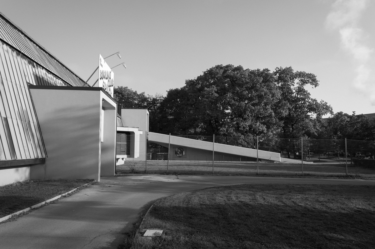 Zimsko kopali&scaron;če Tivoli, Ljubljana / 1973, Fedja Ko&scaron;ir