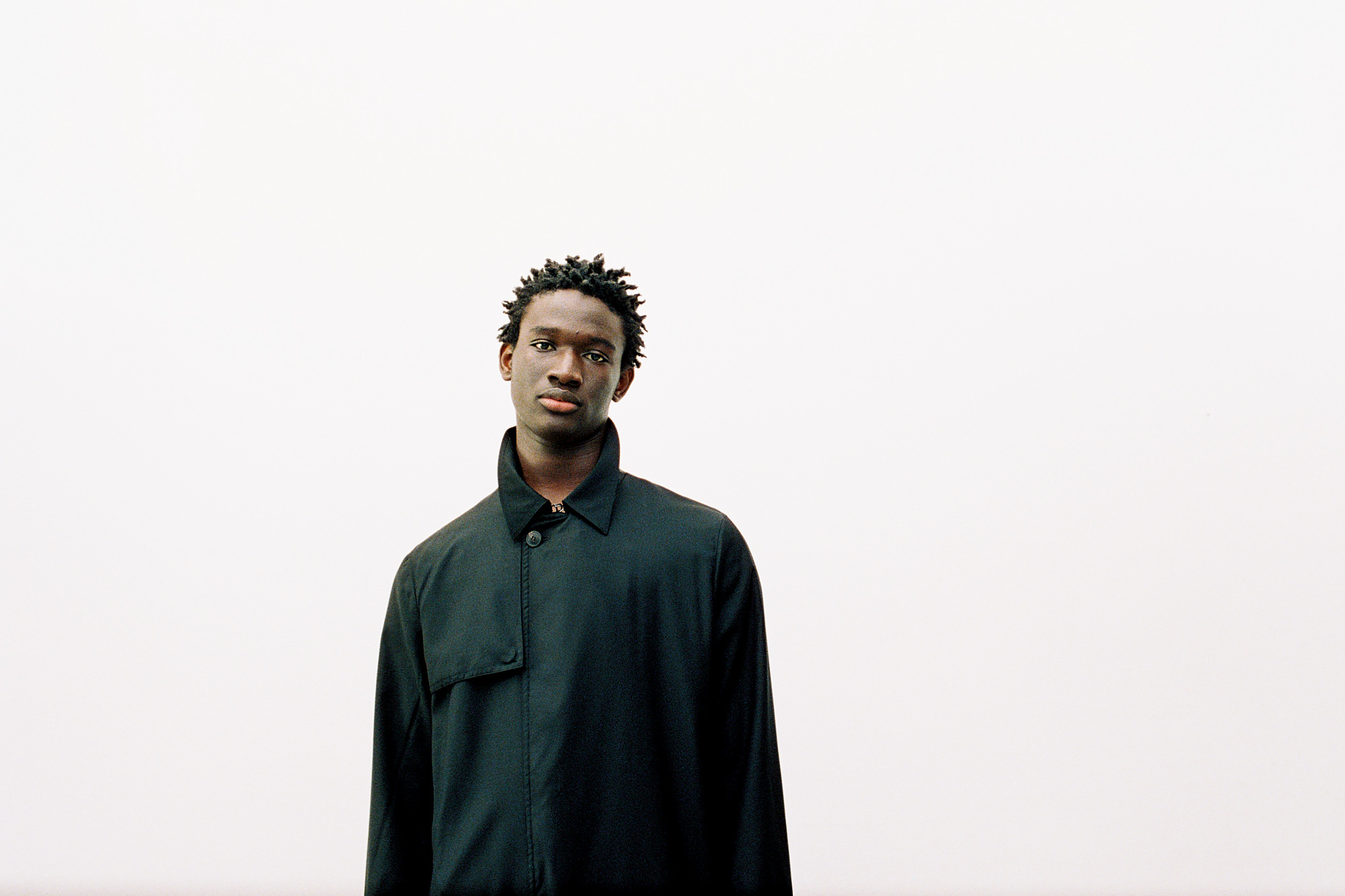 "dissolving distance" for collectorw/laura, franck & celine