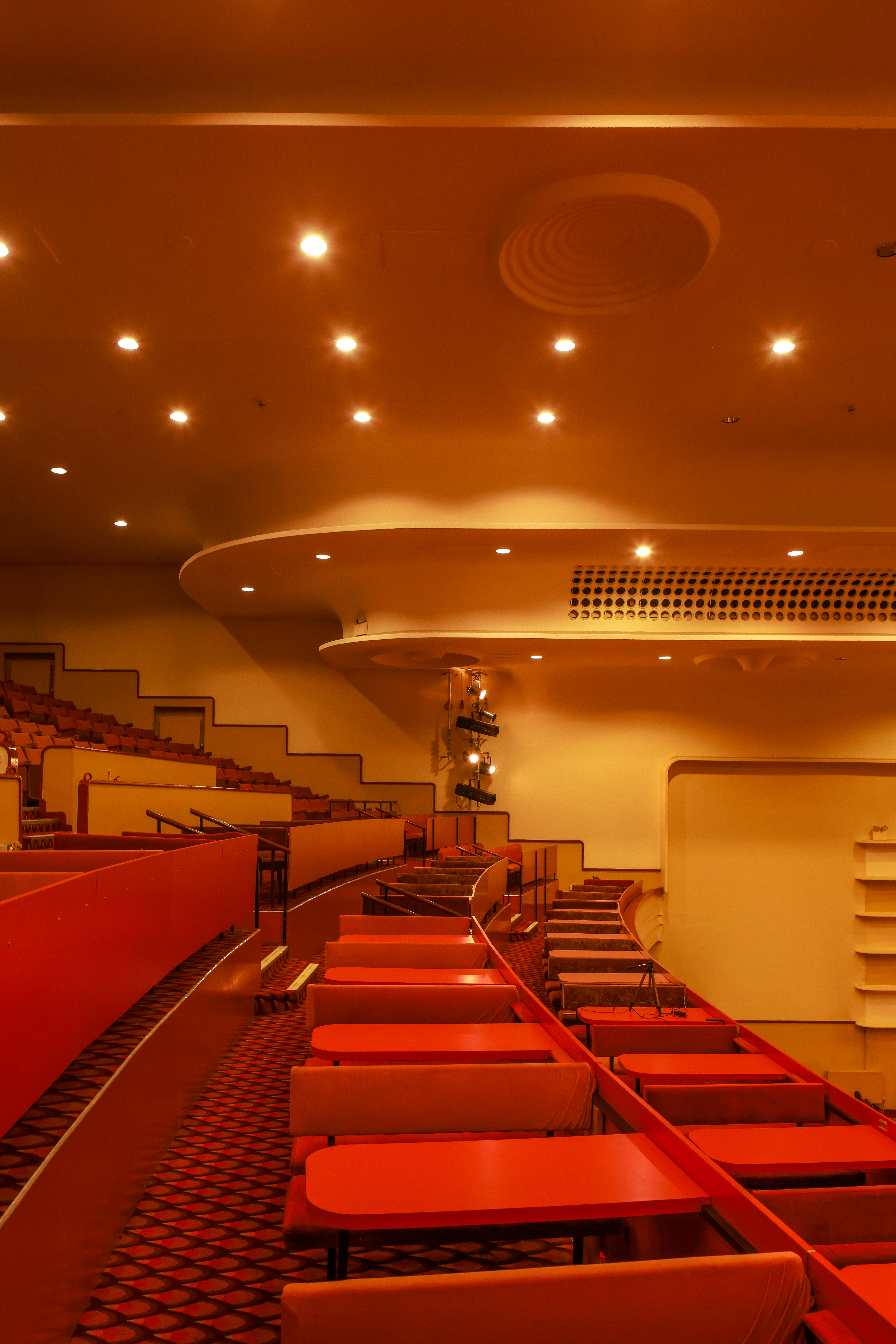 Interior Calvary Church of God in Christ, Former Odeon, 1937, Dunstable Road, Luton, Bedfordshire 