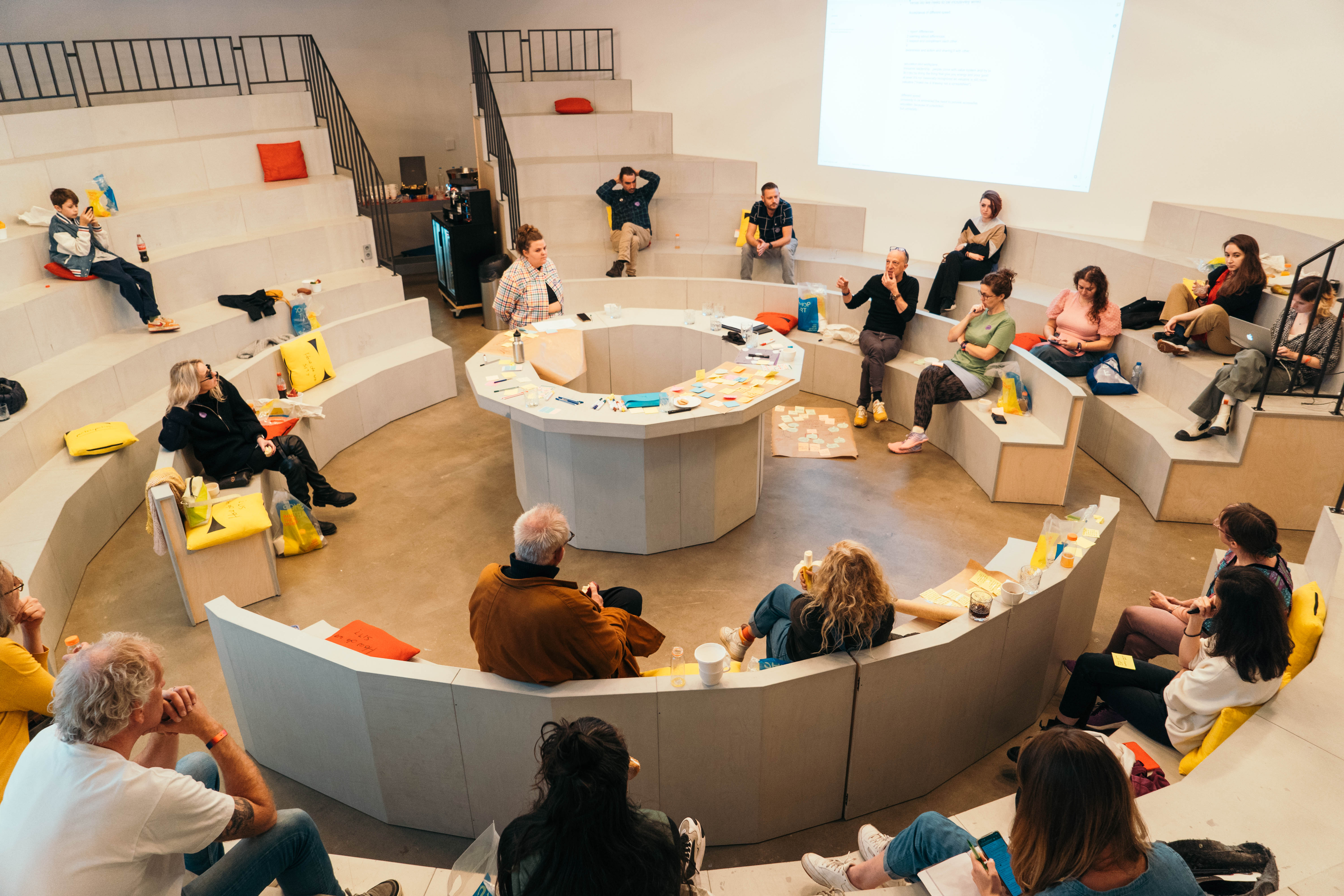 Facilitator inclusive wired 