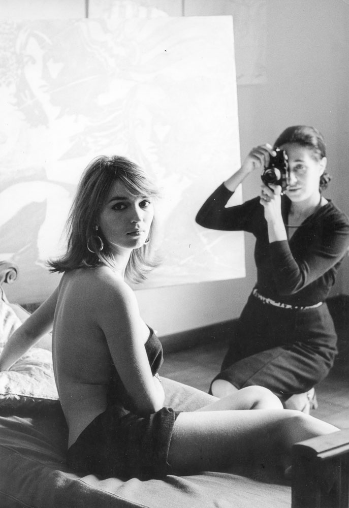 Elisabetta Catalano, Giosetta Fioroni with Talitha Getty, in her studio, Rome, 1966, Gelatin silver print on baryta paper, courtesy Viasaterna, ph © Elisabetta Catalano