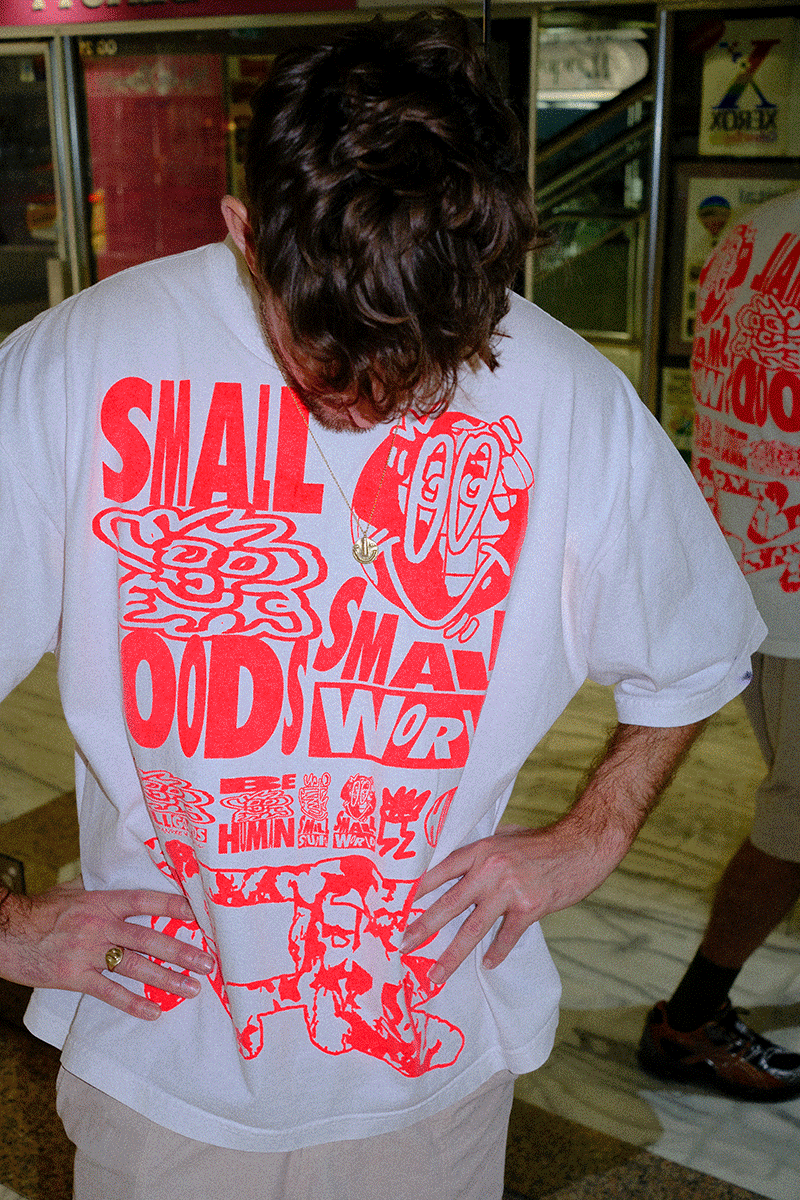 TEE 1.0 - RED ON WHITE