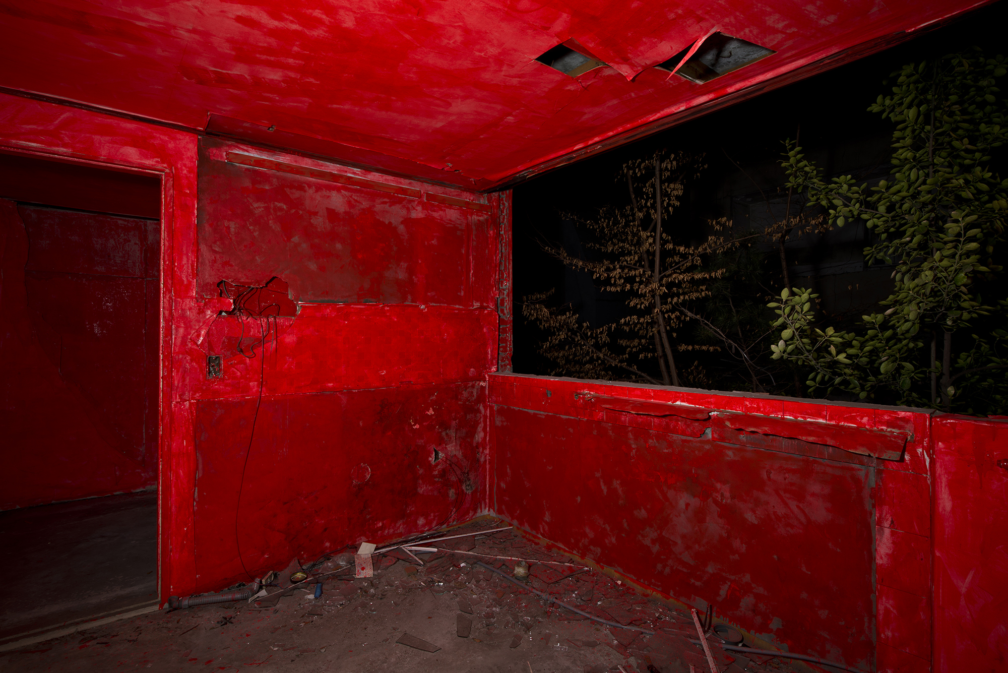 Demolition Site 03 Inside_Pigment print_120x160cm_2013