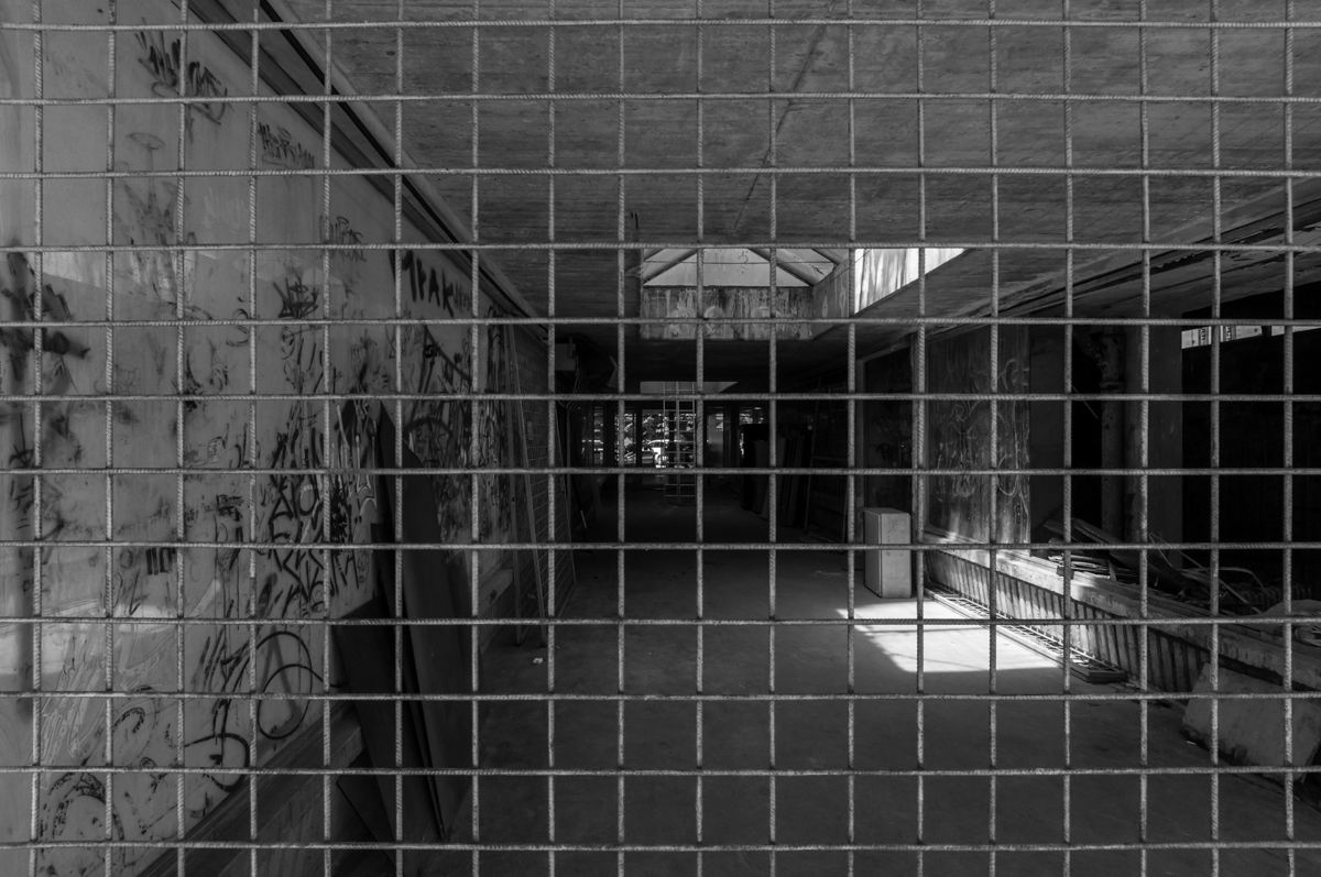 Nekdanja trgovska paviljona ob Celov&scaron;ki cesti, Ljubljana / 1970-73, Du&scaron;an Černič