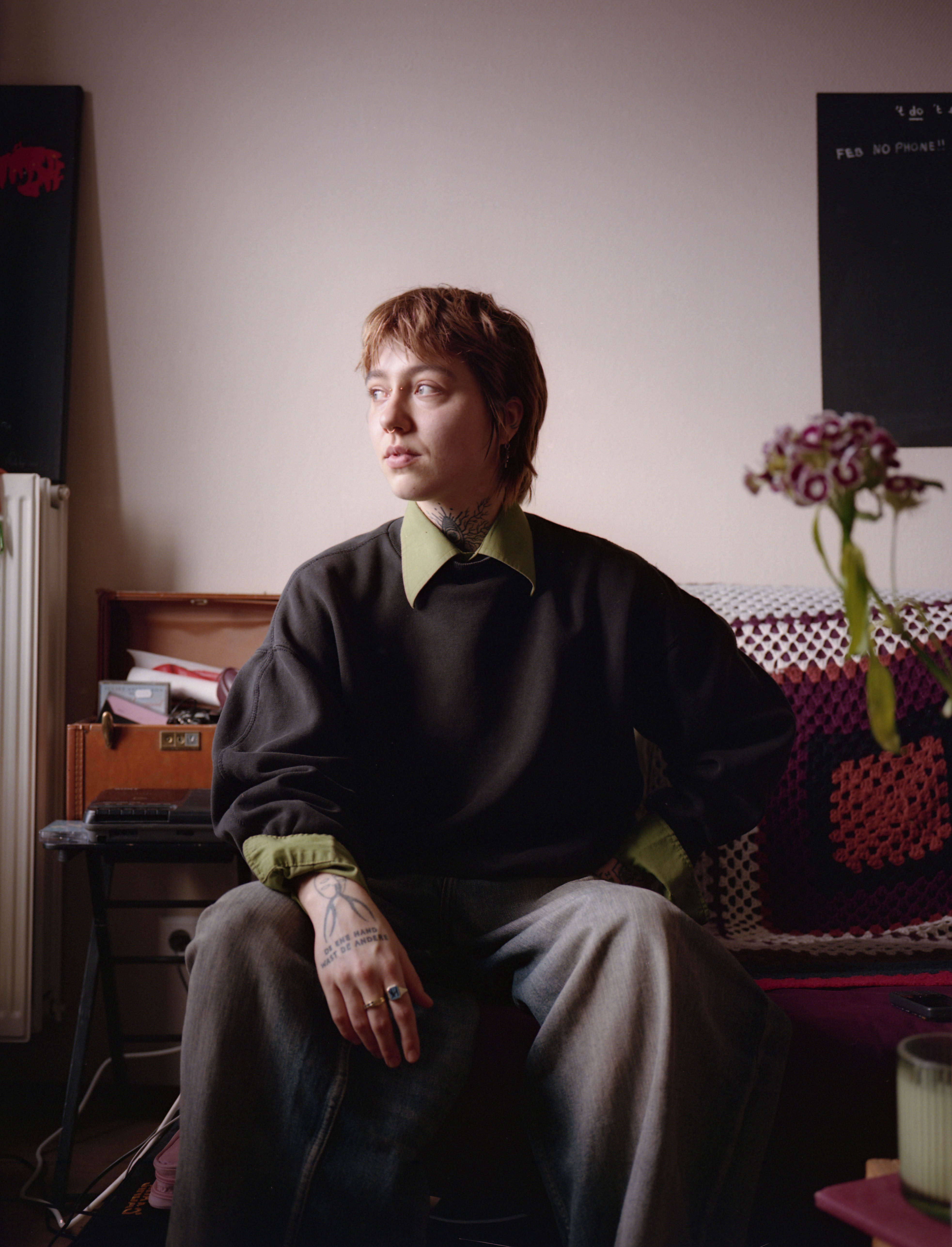 Fester, 24, they/them, Den Haag. Waiting: