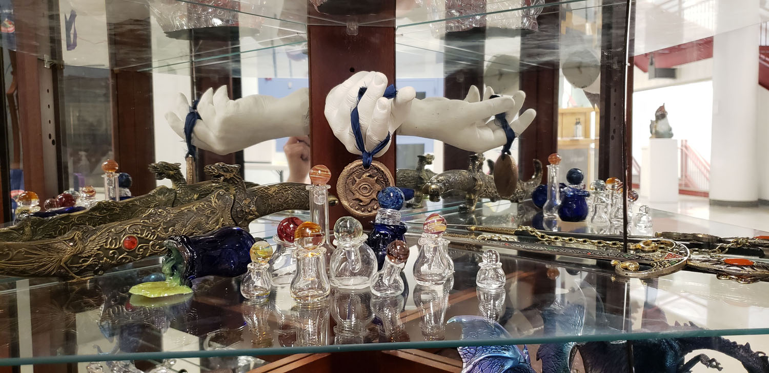 Reliquary of Heroes, Preserver of Tractarnican HistoryWood, plaster, 2022