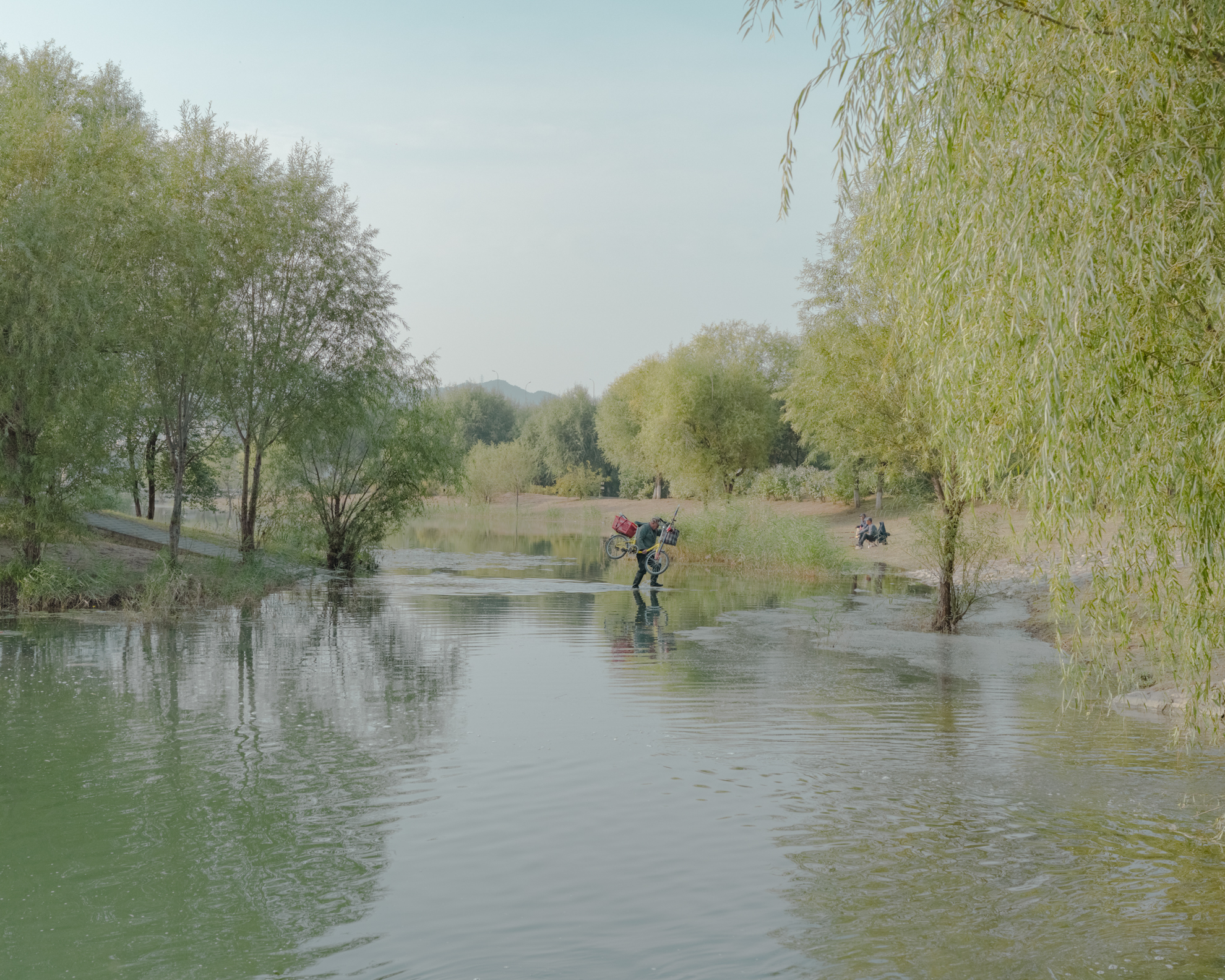 Eternal water with Ripples