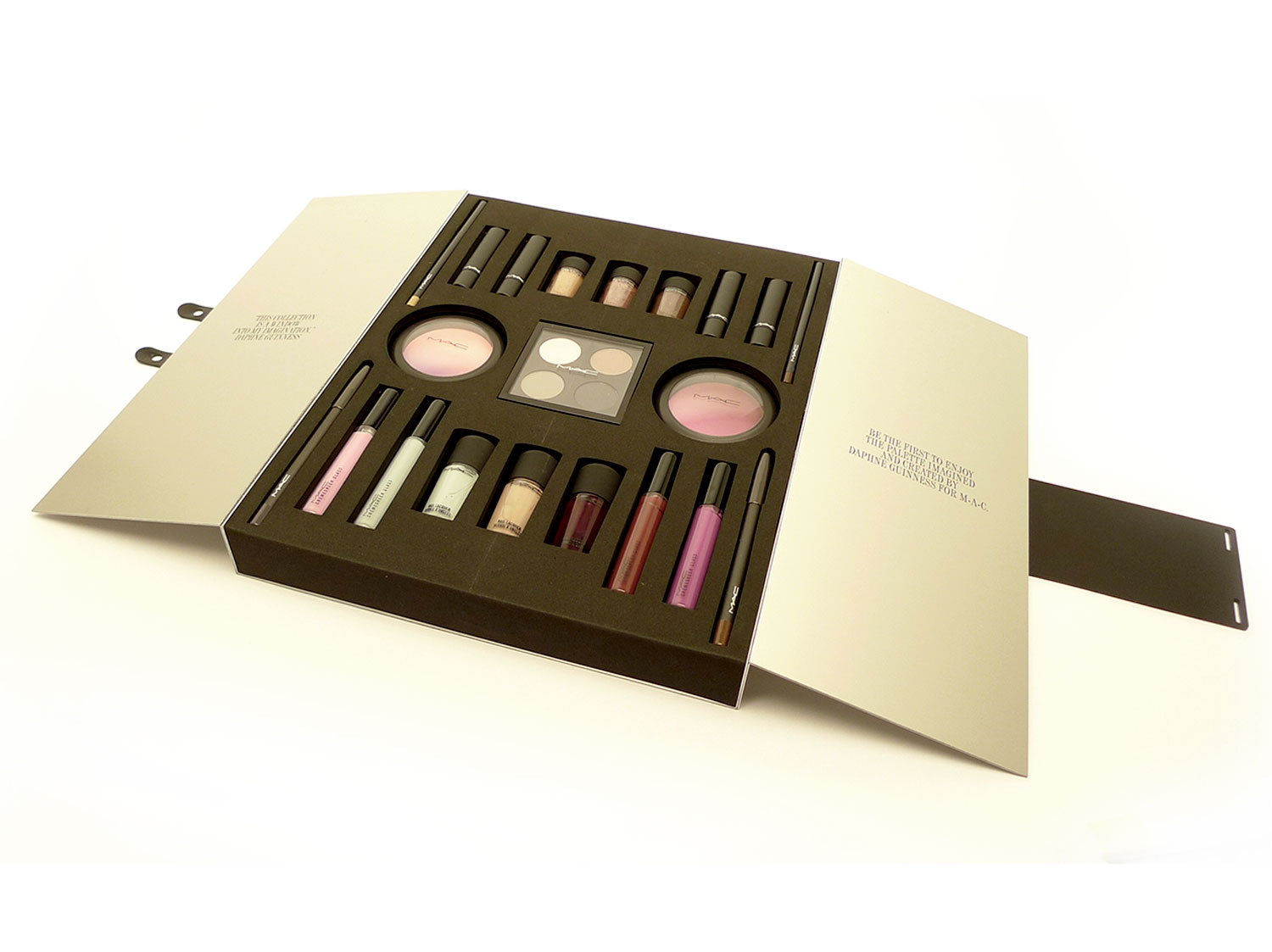 Daphne Guinness collection - editor / VIP special gift package