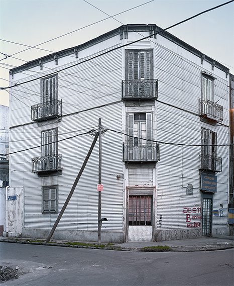 La Boca Barrio Chino # 006_2014 Edition: 3 numbered copies + 2 AP Inkjet print pigmentaries Fine Art 135 x 110 cm.