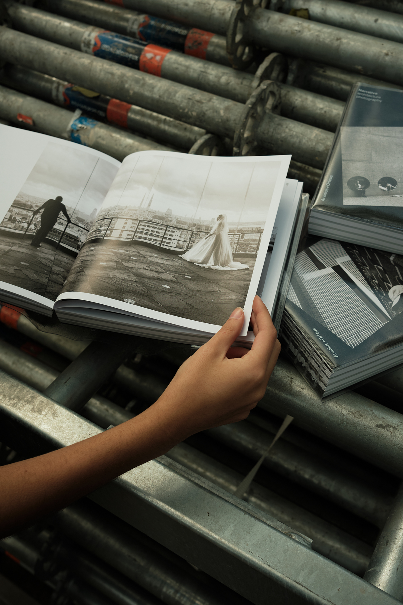 Philippe Sarfati-Territories-photography-photographer-street-documentary-architecture-black-and-white-book-design-cover-arvinius-orfeus