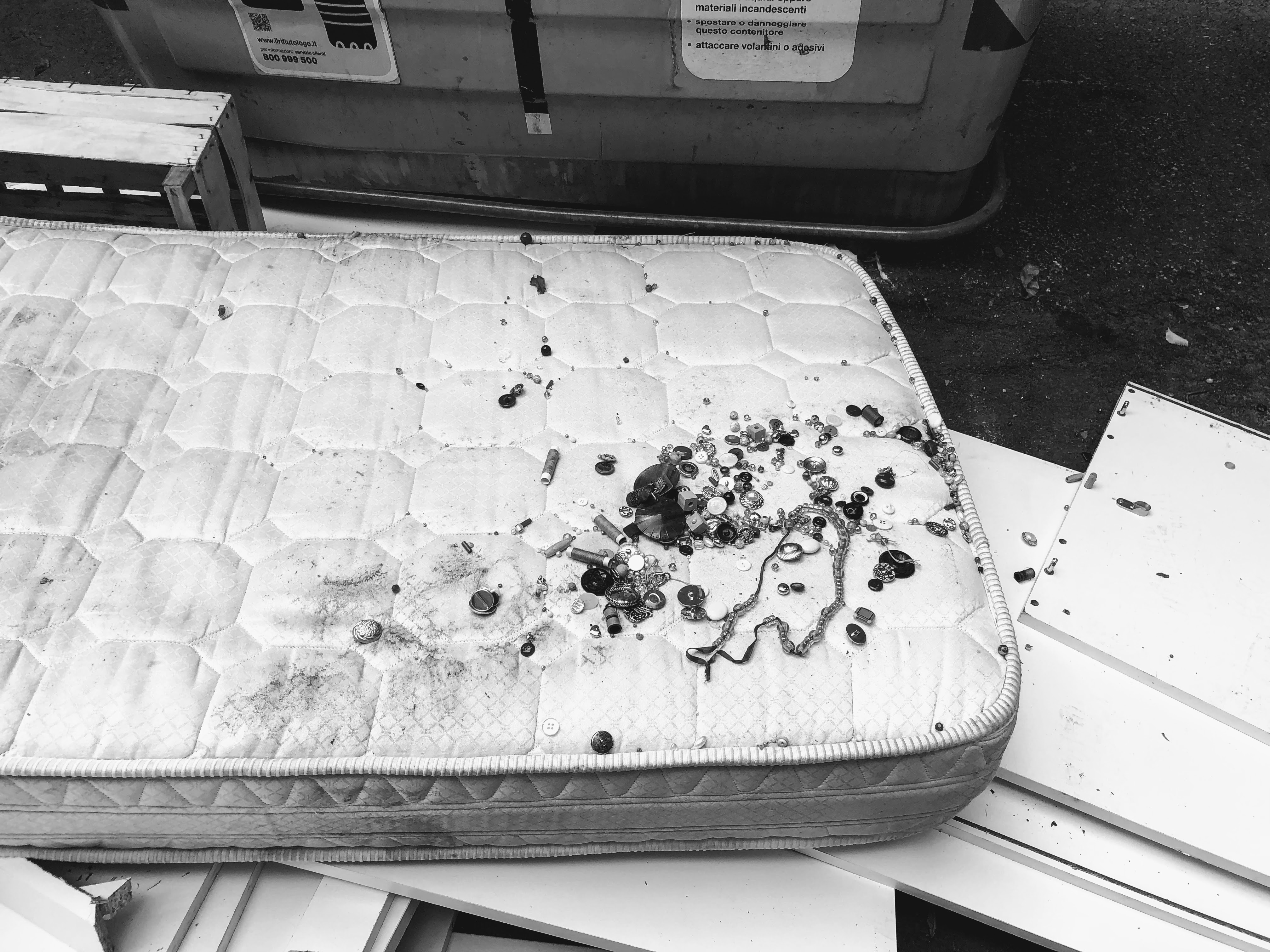 Materasso con bottoni, Bologna, 20-6-18