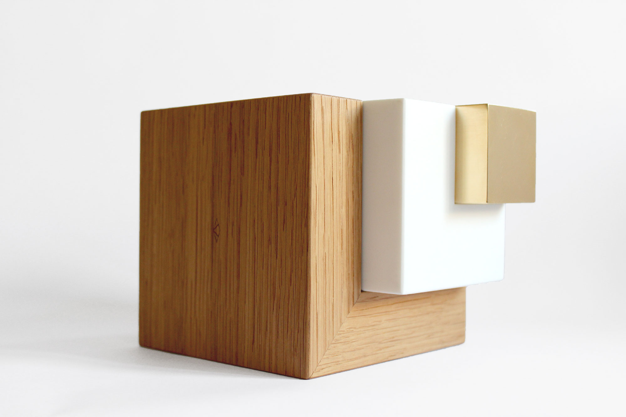 QubeOak, brass, Corian