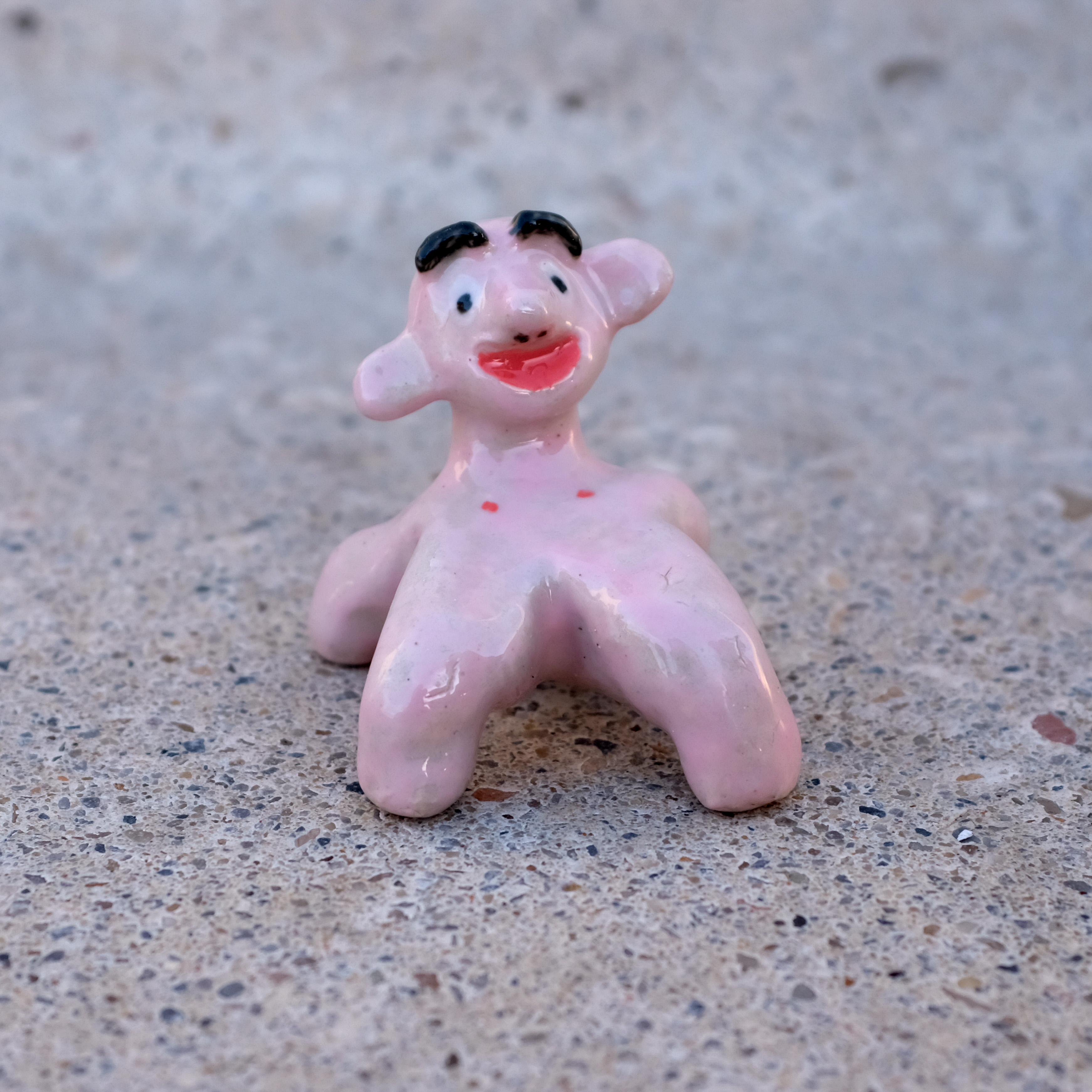 Monty (2022), glazed ceramics, 4 x 5cm