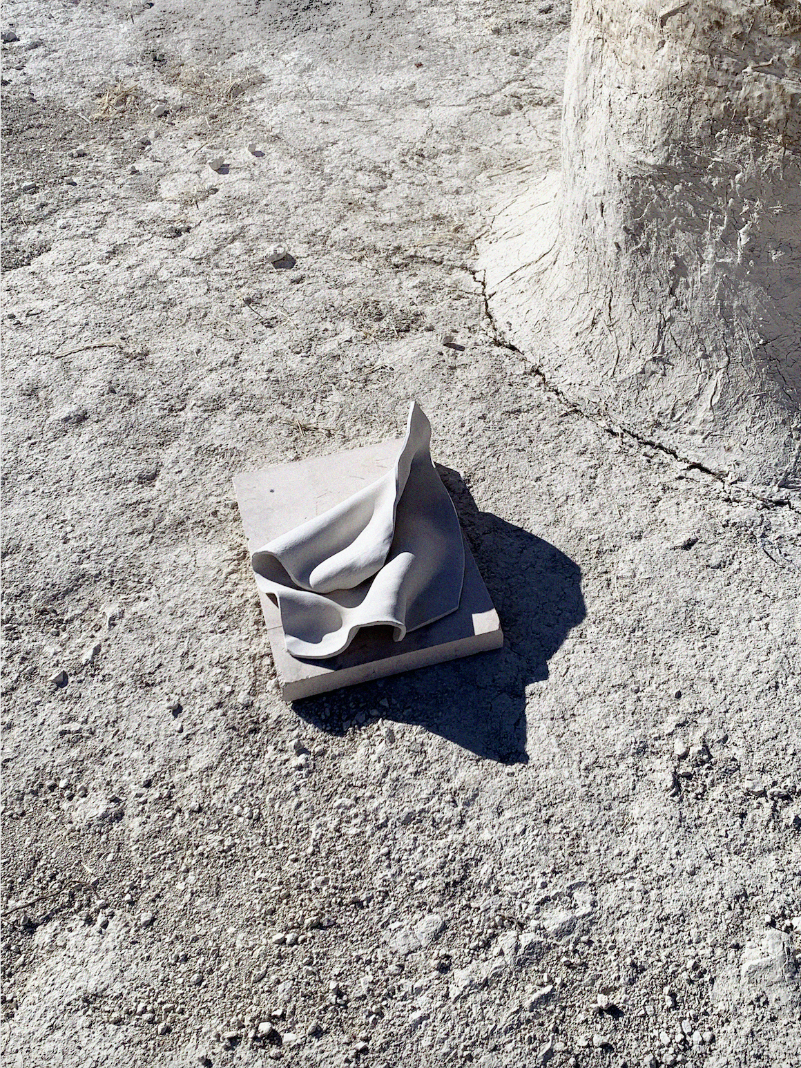 H3 Ceramic 42 x 30 cm