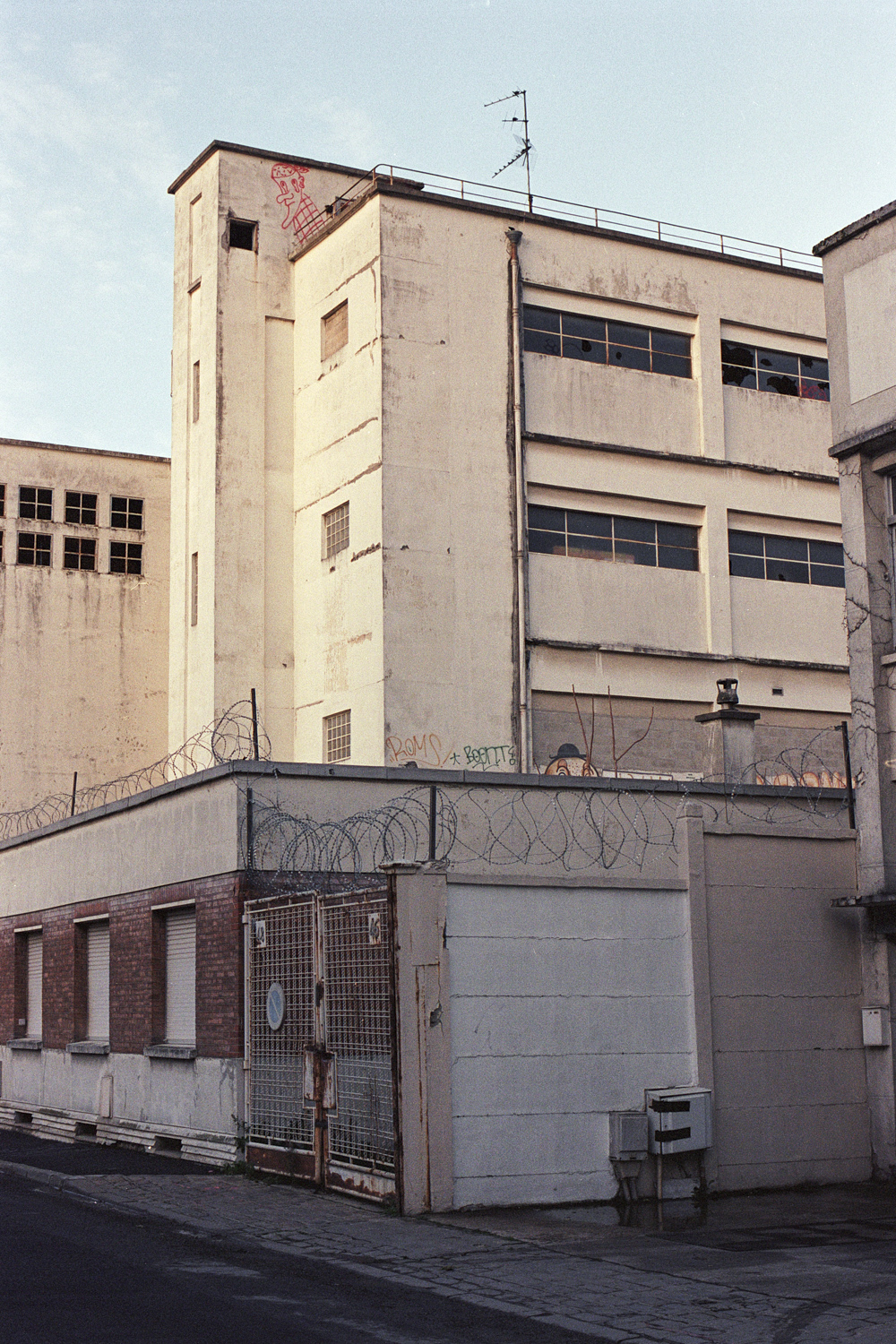 Bécon-les-Bruyères, Courbevoie | 4/21