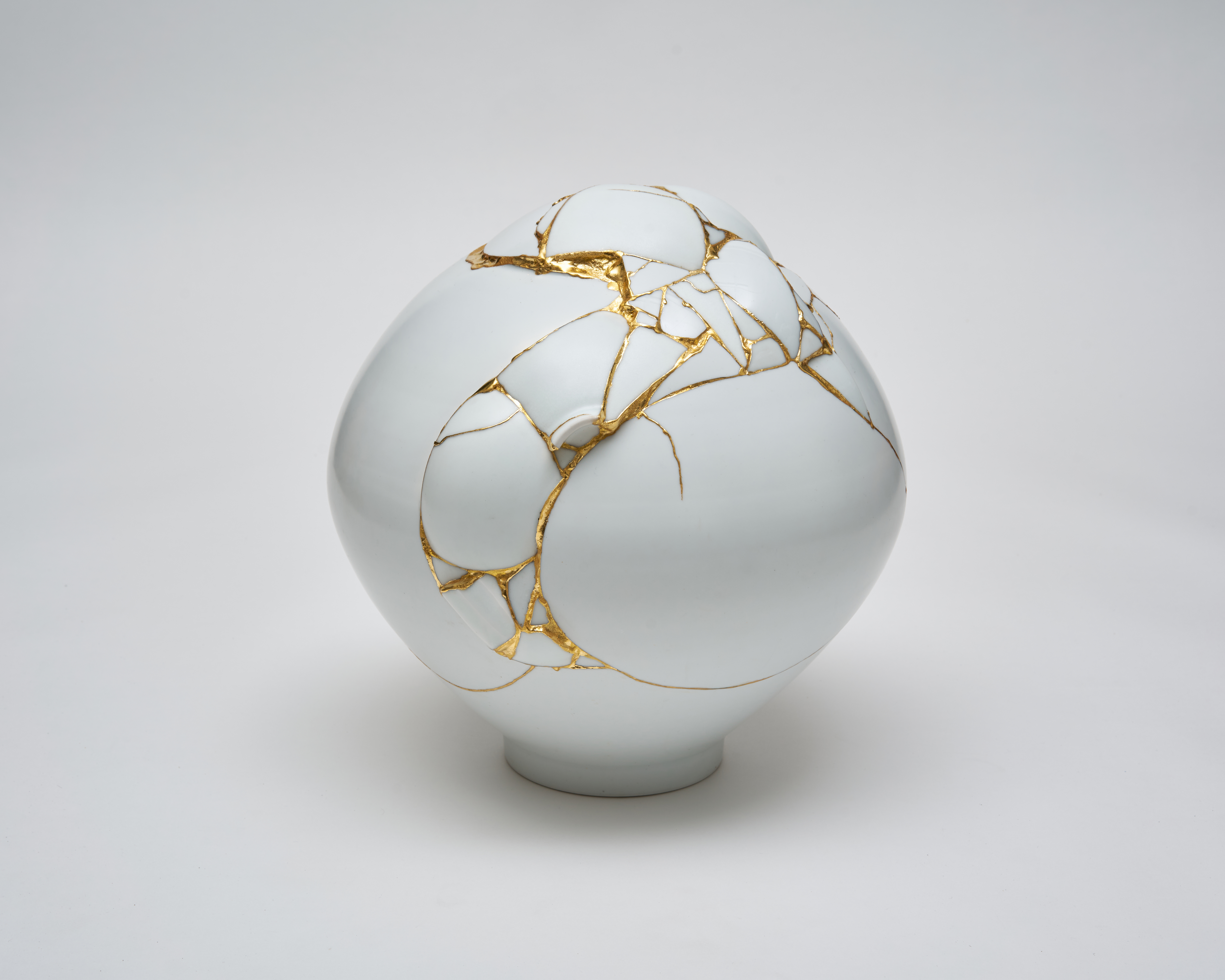 YeesookyungTranslated Vase_2021 TVW 11, 2021Ceramic shards, epoxy, 24K gold leaf13 3/8 x 13 5/8 x 13 5/8 in34 x 34.5 x 34.5 cm