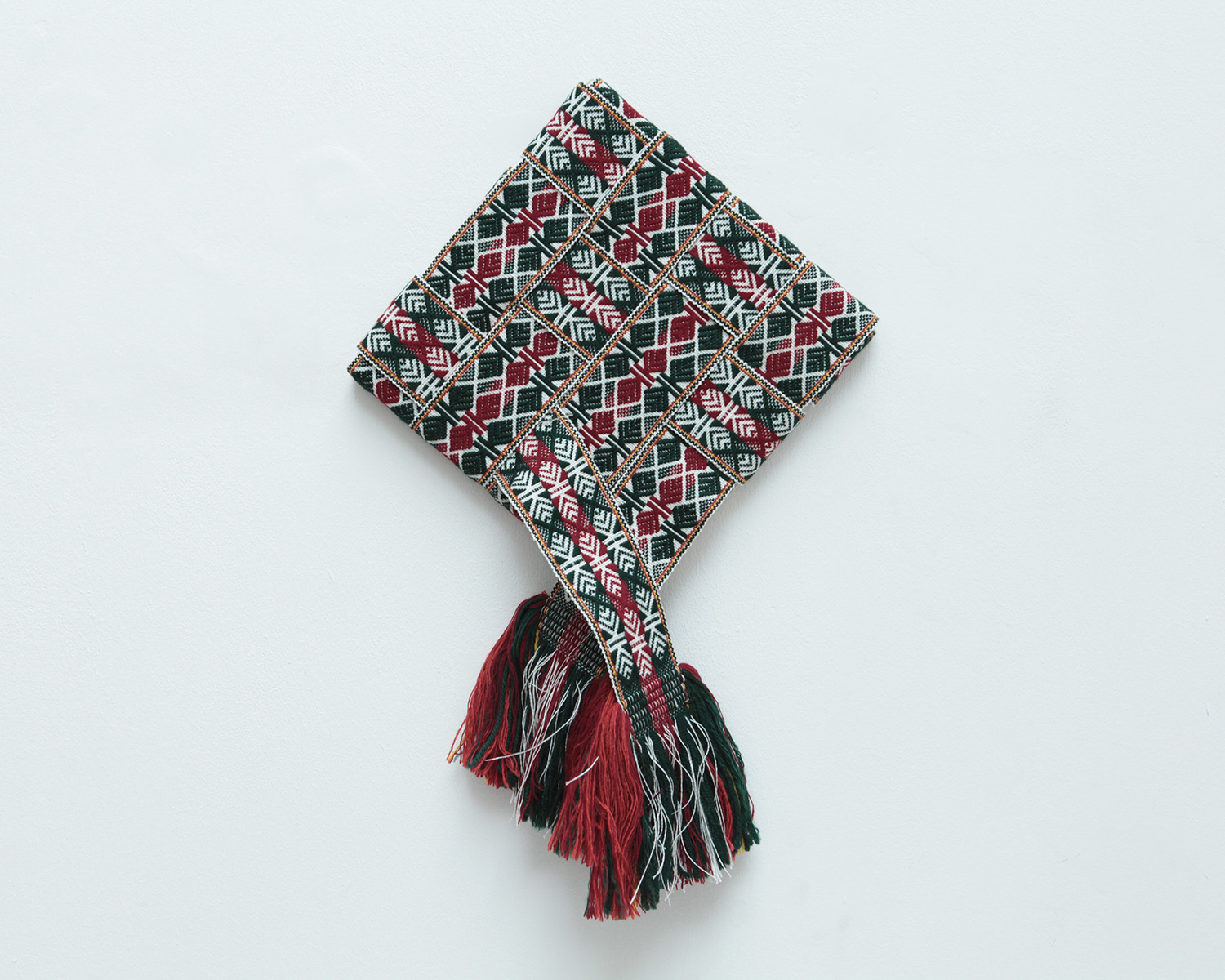 Yield, cotton on linen canvas, 35 x 49 cm, 2018