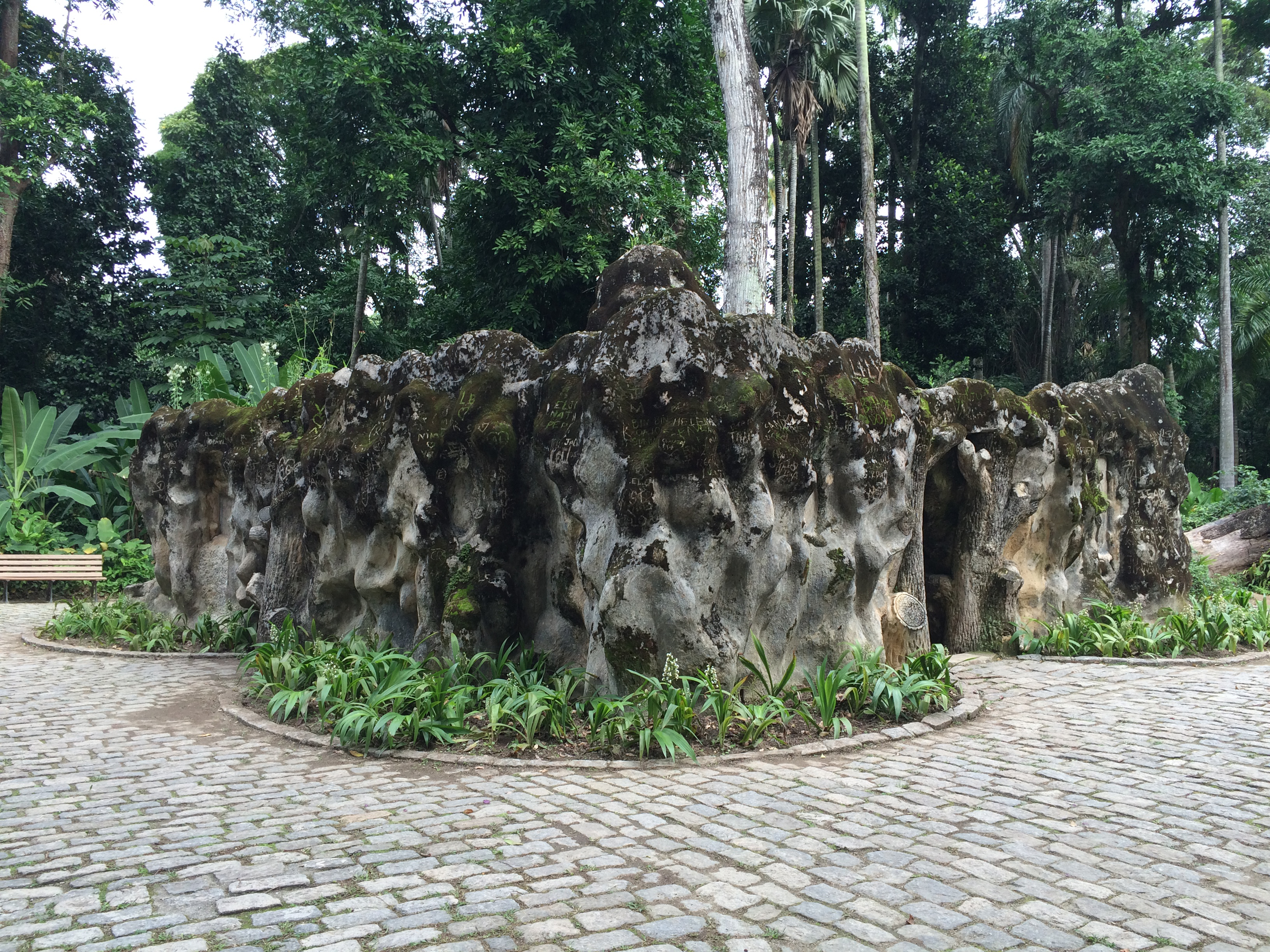 Exhibition View - Parque Lage - Rio de Janeiro, Brazil, 2015