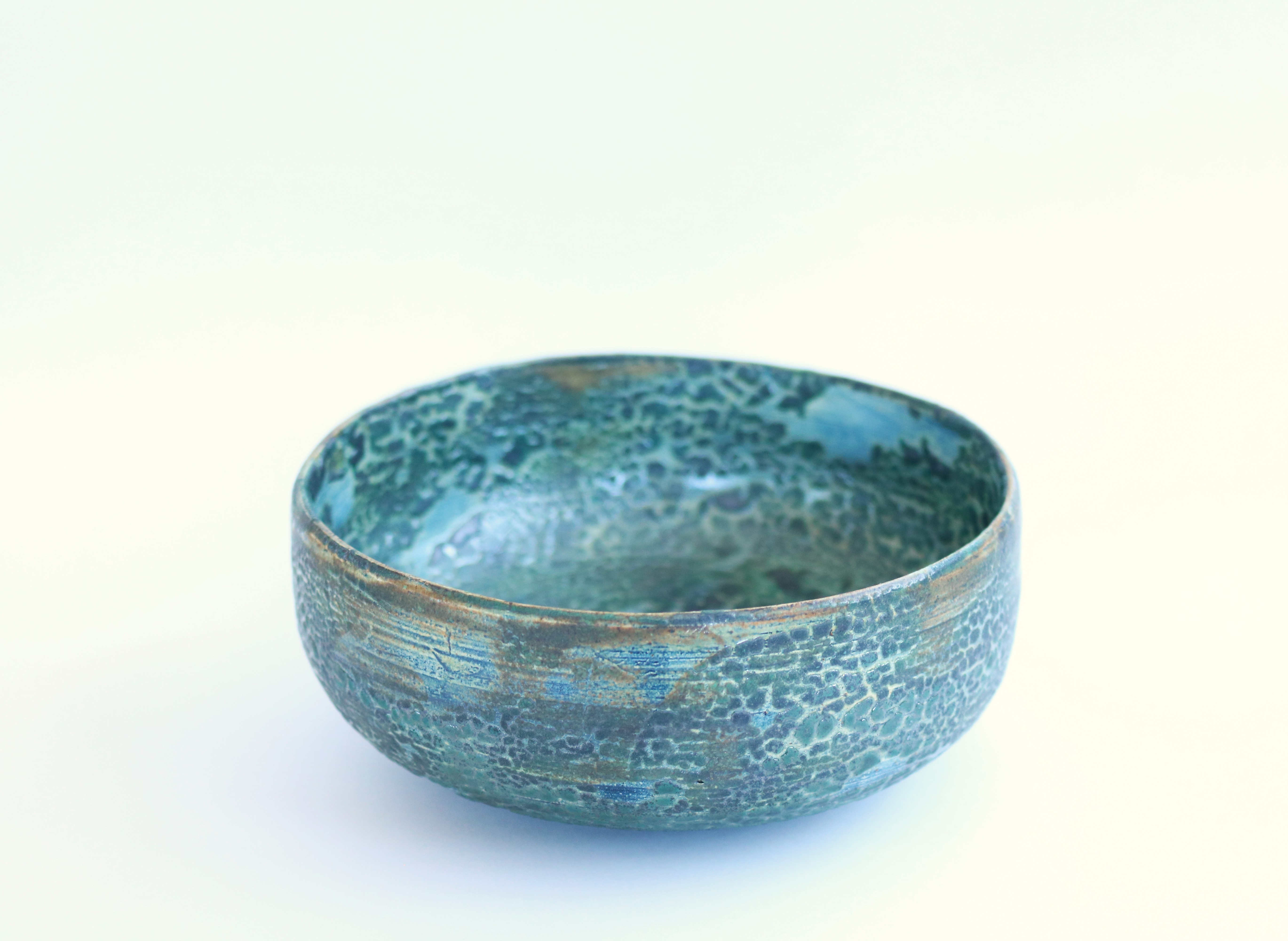cracked bowl with crawling glaze, 2022