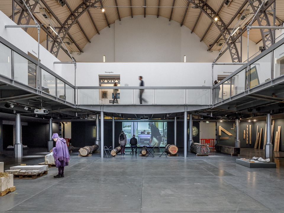 03.2022 Inauguration de Ressources au Pavillon de l'Arsenal, Paris. Présente la première phase du projet Material Memory Map à travers quatre filières : Pierre, Plâtre, Bois, Terre. (photo: 11h45)