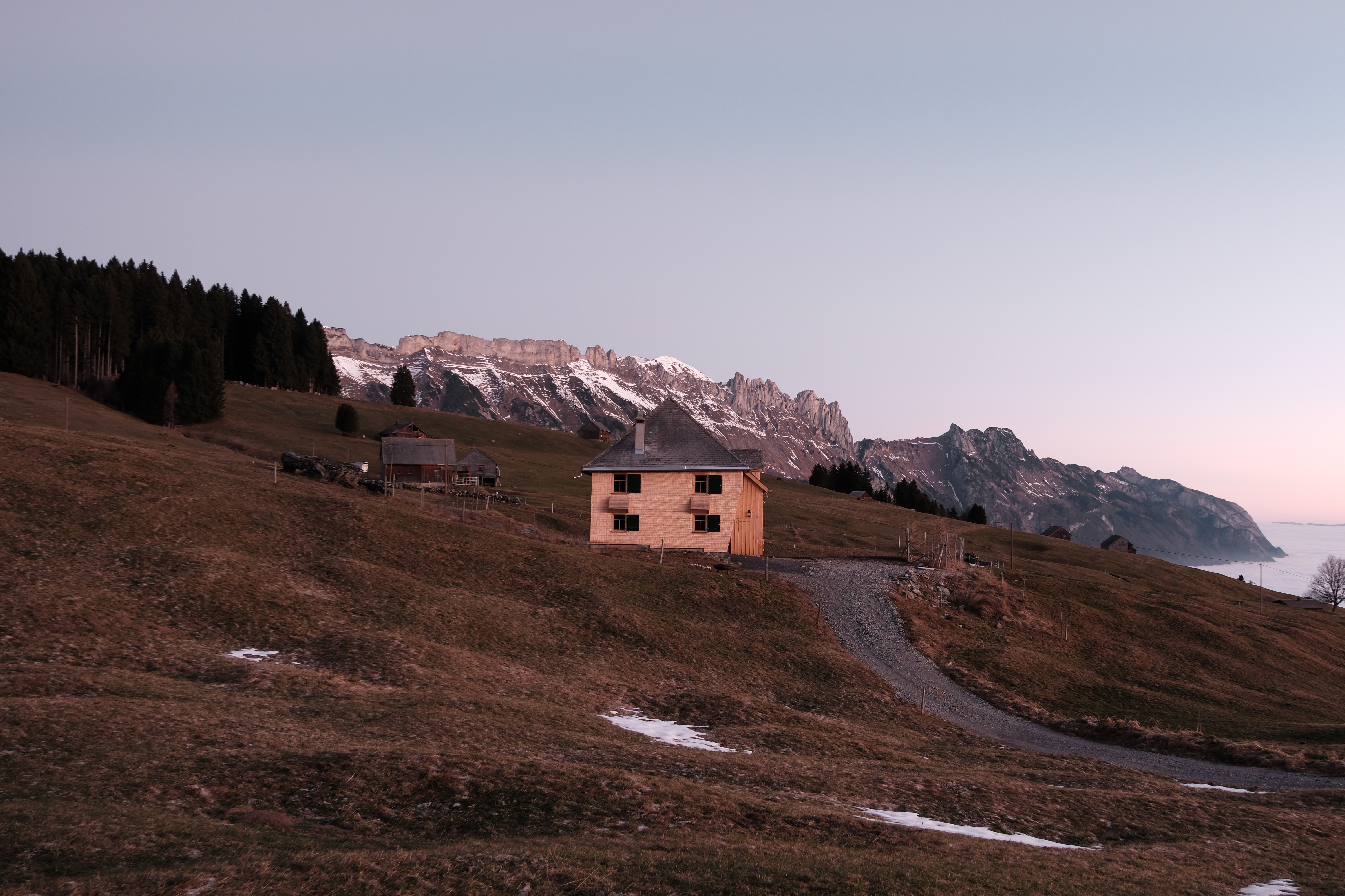 010 Franzosenhaus im Pil&auml;rsch, Grabserberg