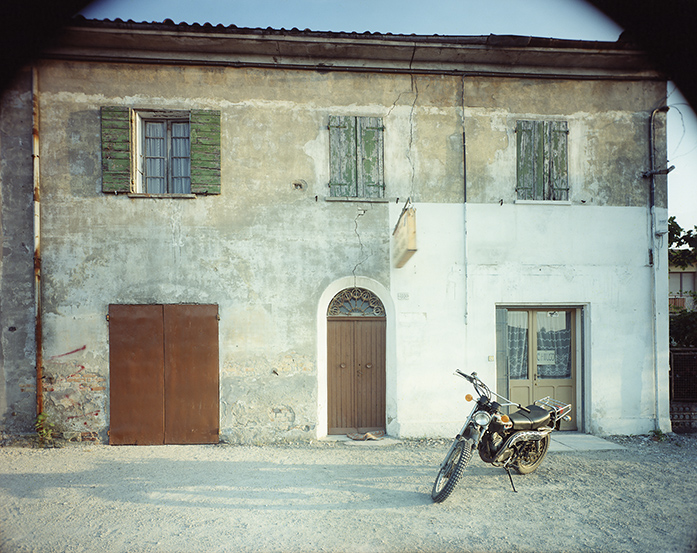 Guido Guidi, Via Emilia, Madonna del Fuoco, 1984