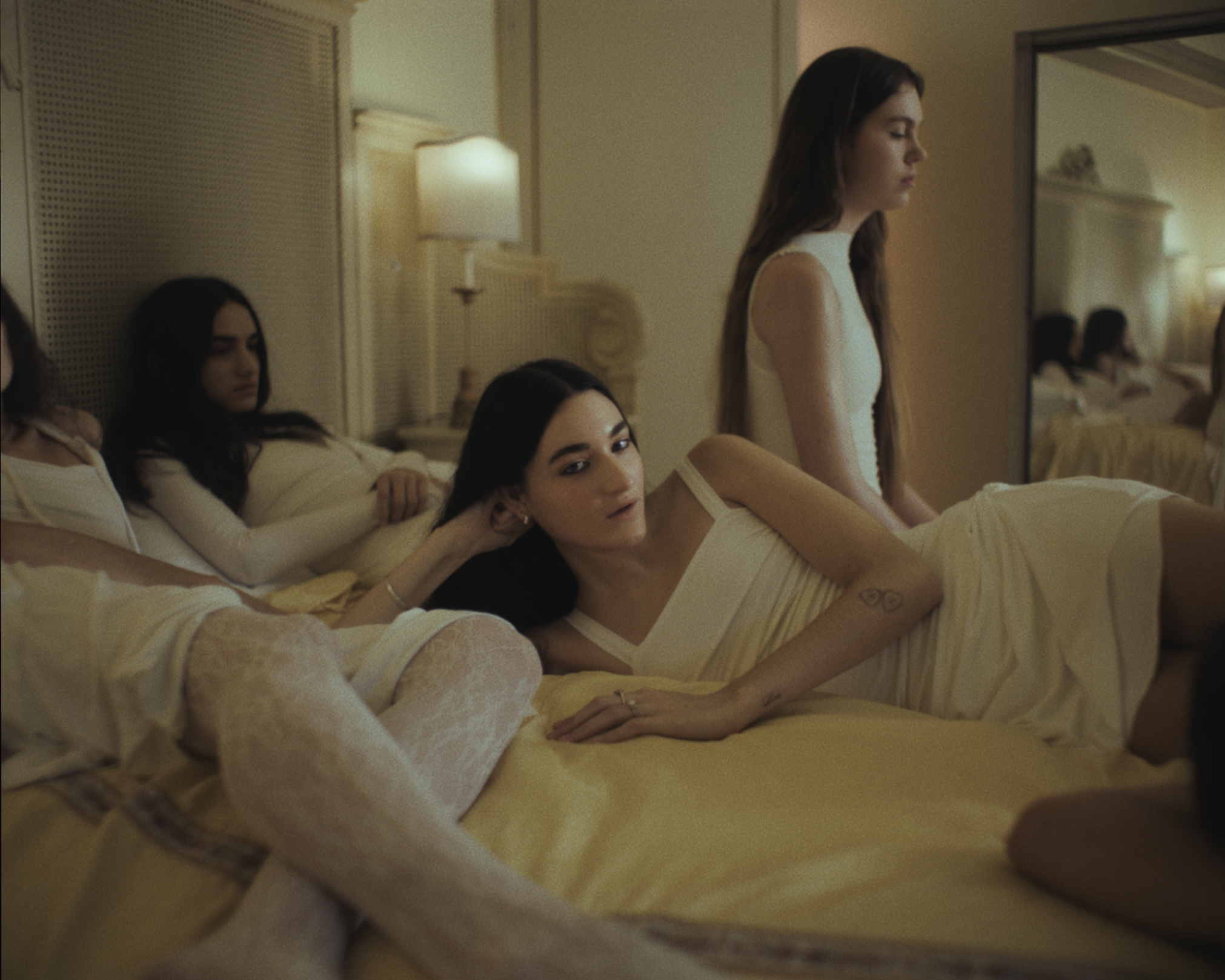 Etta Marcus - Girls That Play