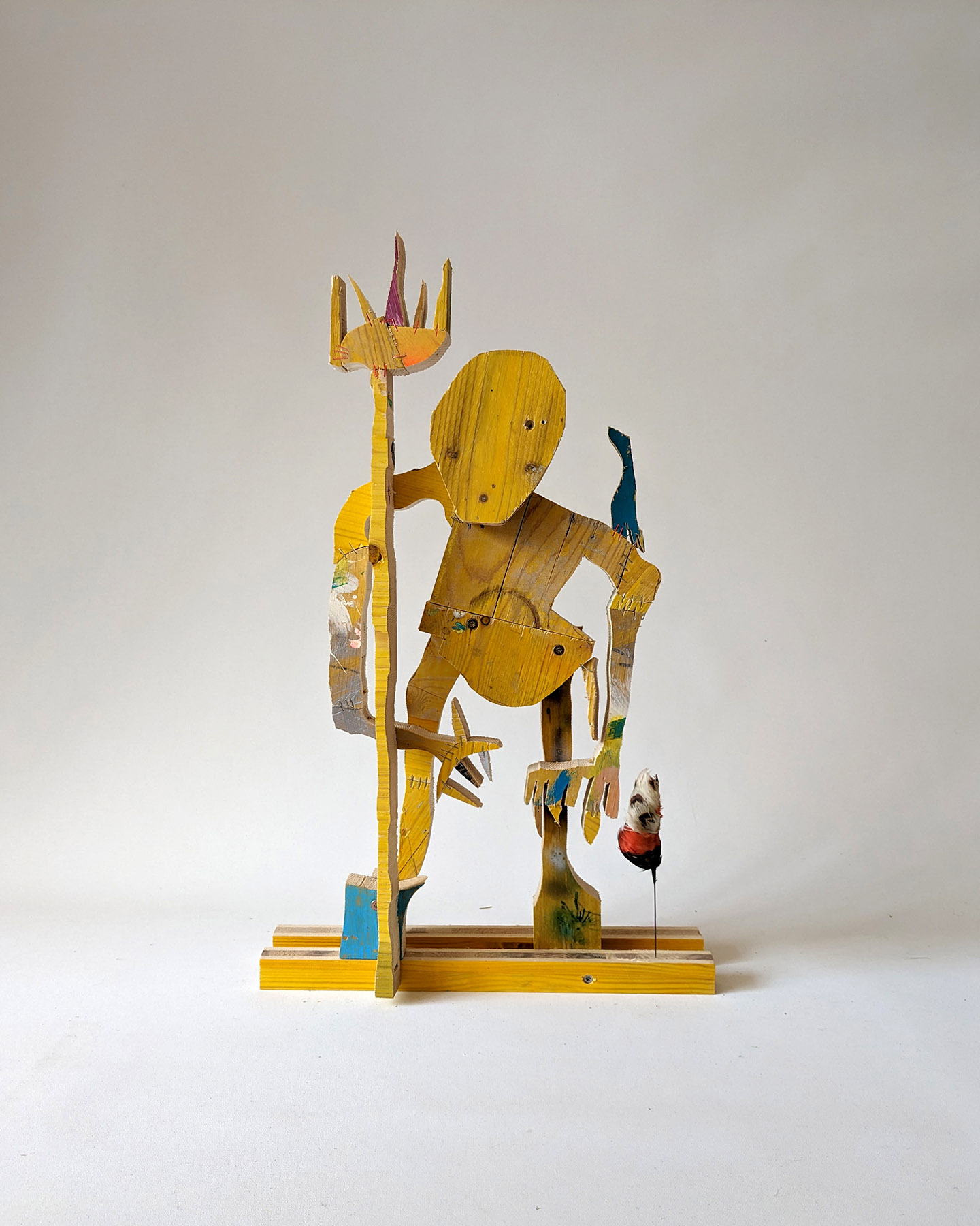 figurative modern and new contemporary wood sculpture, ancient rebuild 
