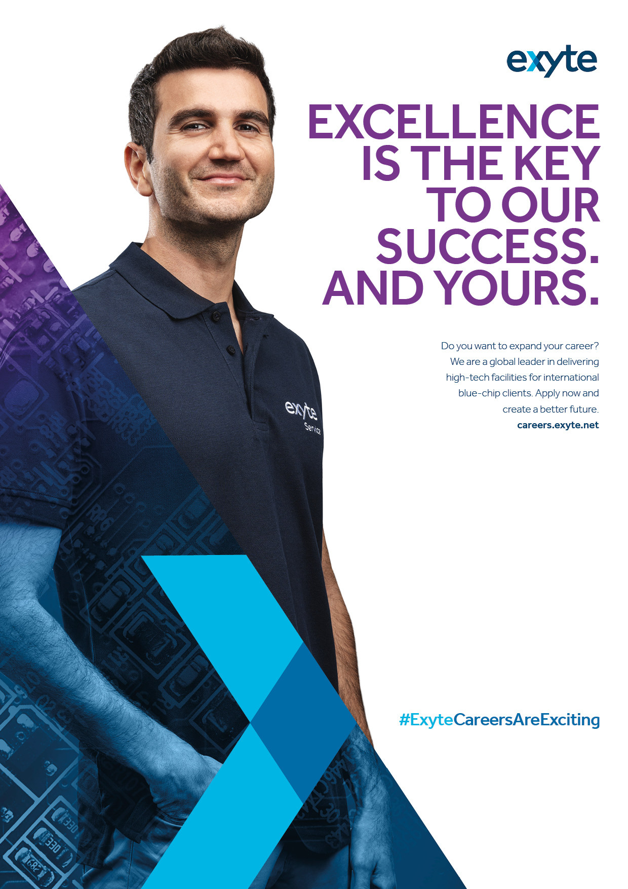 Portrait eines Mannes  mittleren Alters mit Warnweste und Bauhelm vor weissem Hintergrund, fotografiert für eine Employer Branding Kampagne für die Firma Exyte.