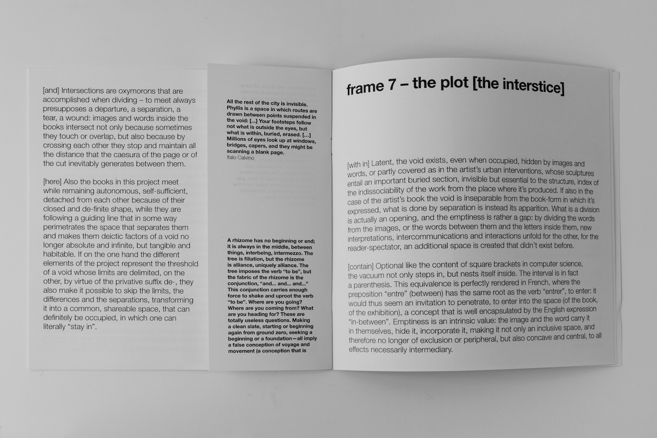 alt="booklet's spread of Peter Downsbrough essay by Giuliana Prucca"