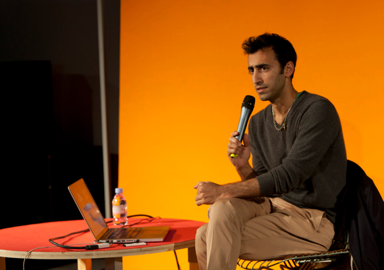 Al-Isnad, or Chains We Can Believe In | Conference with Payam Sharifi of Slavs and Tatars