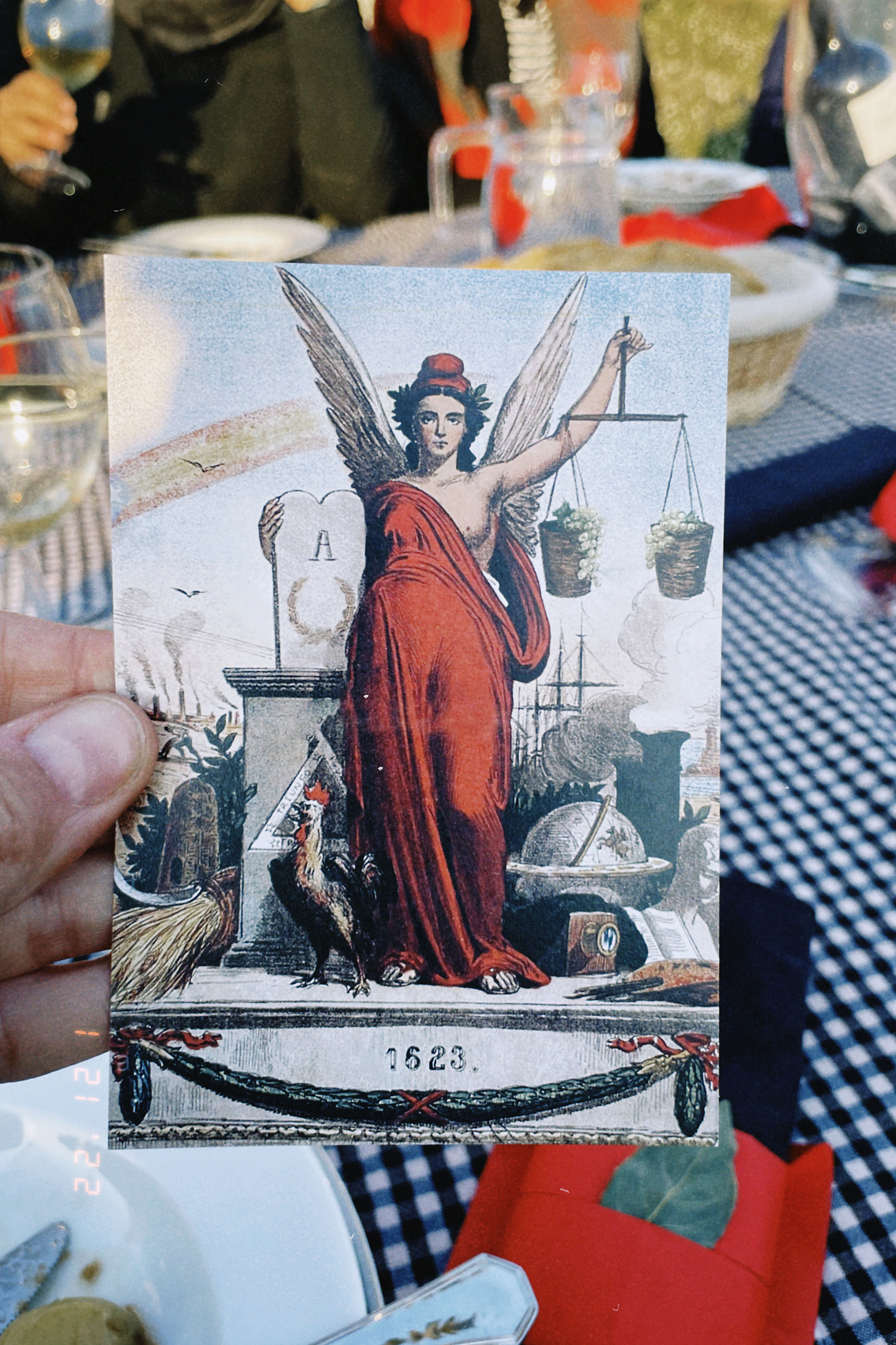 Intervention on the "Allegory of the Spanish Republic" image by Tomás Padró Pedret 