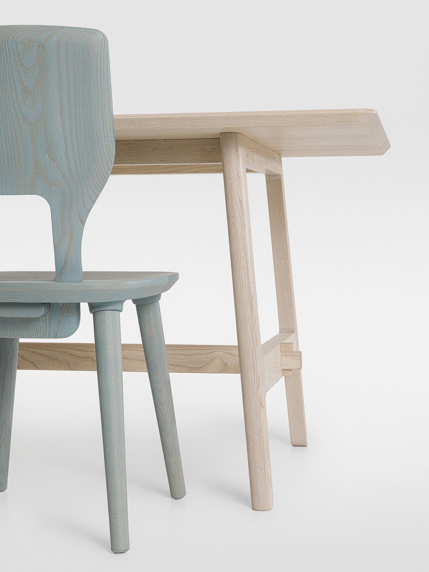 VNA CHAIR - 2018/2024