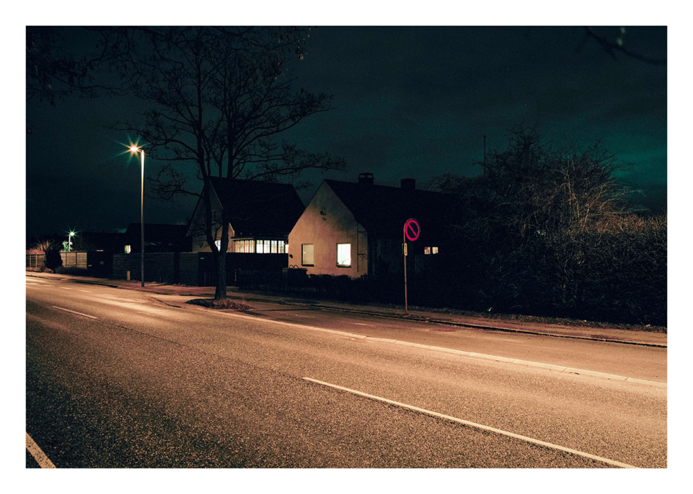 O3. 2000 DKK. 70x50 cm fine art pigment print on baryta. 1/1 + 2 AP. 