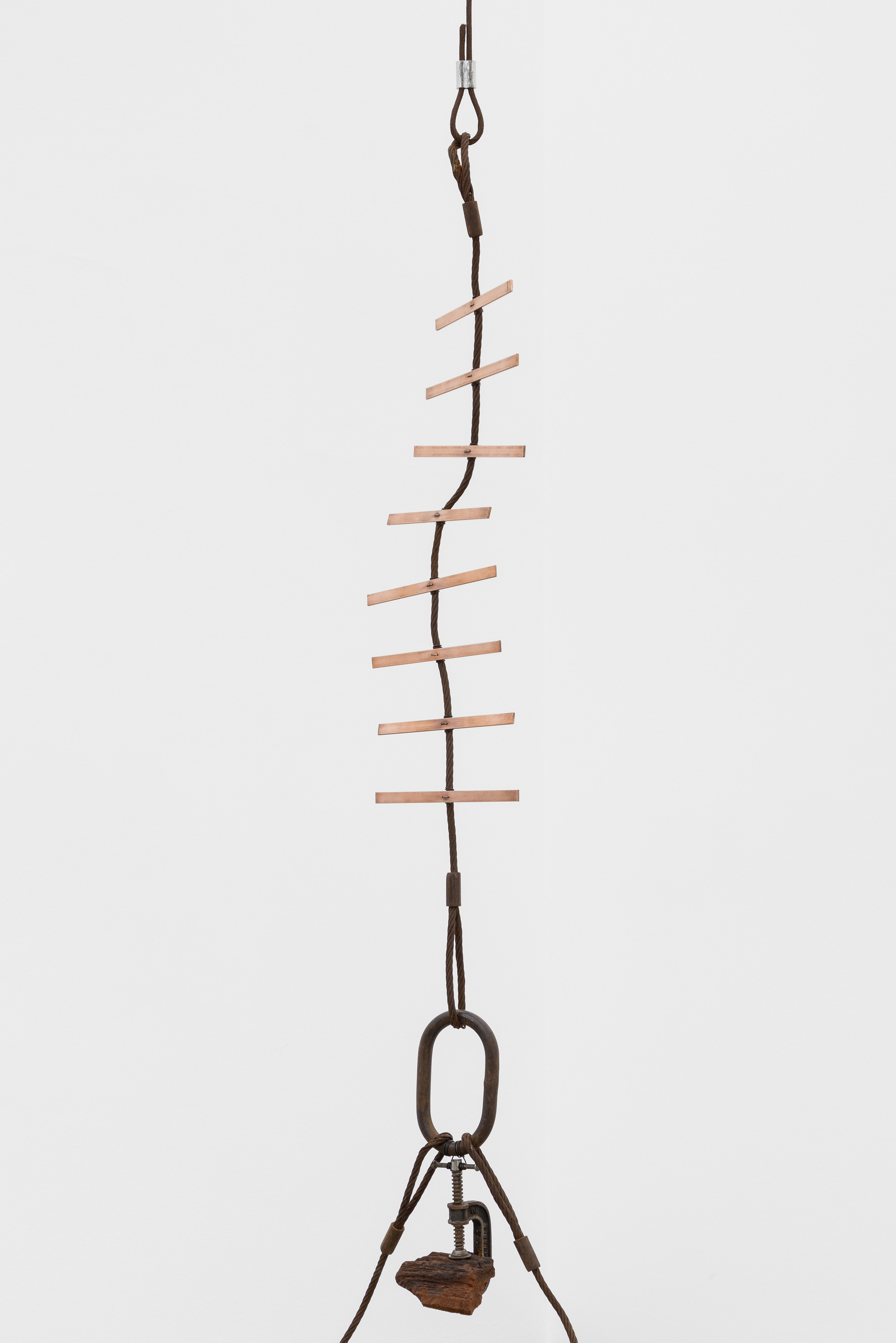 SPINEIron, copper and iron ore. 185 x 93 x 22 cm. 2023