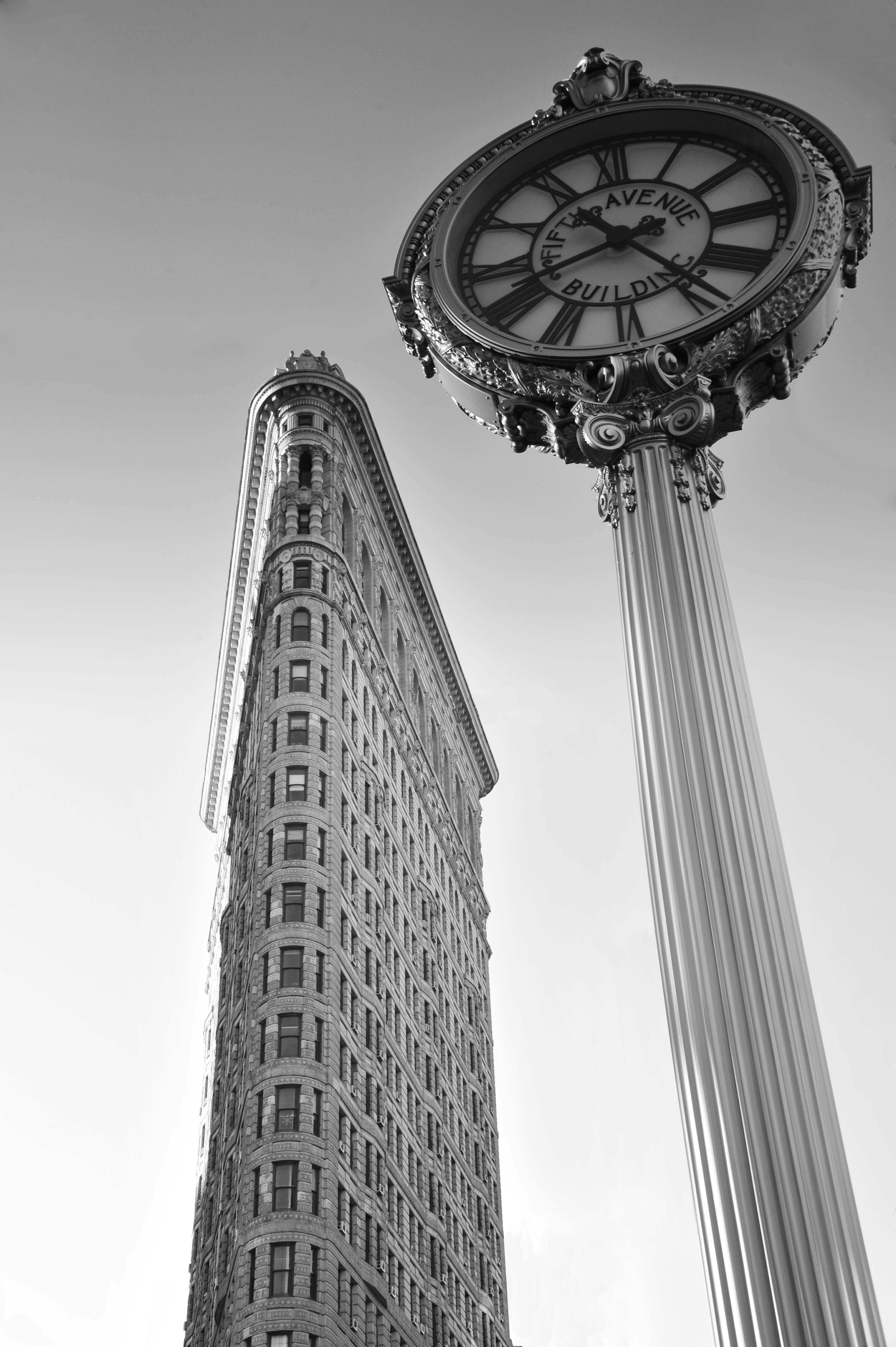 DSC1156 Flatiron ClockBUY THIS PRINT