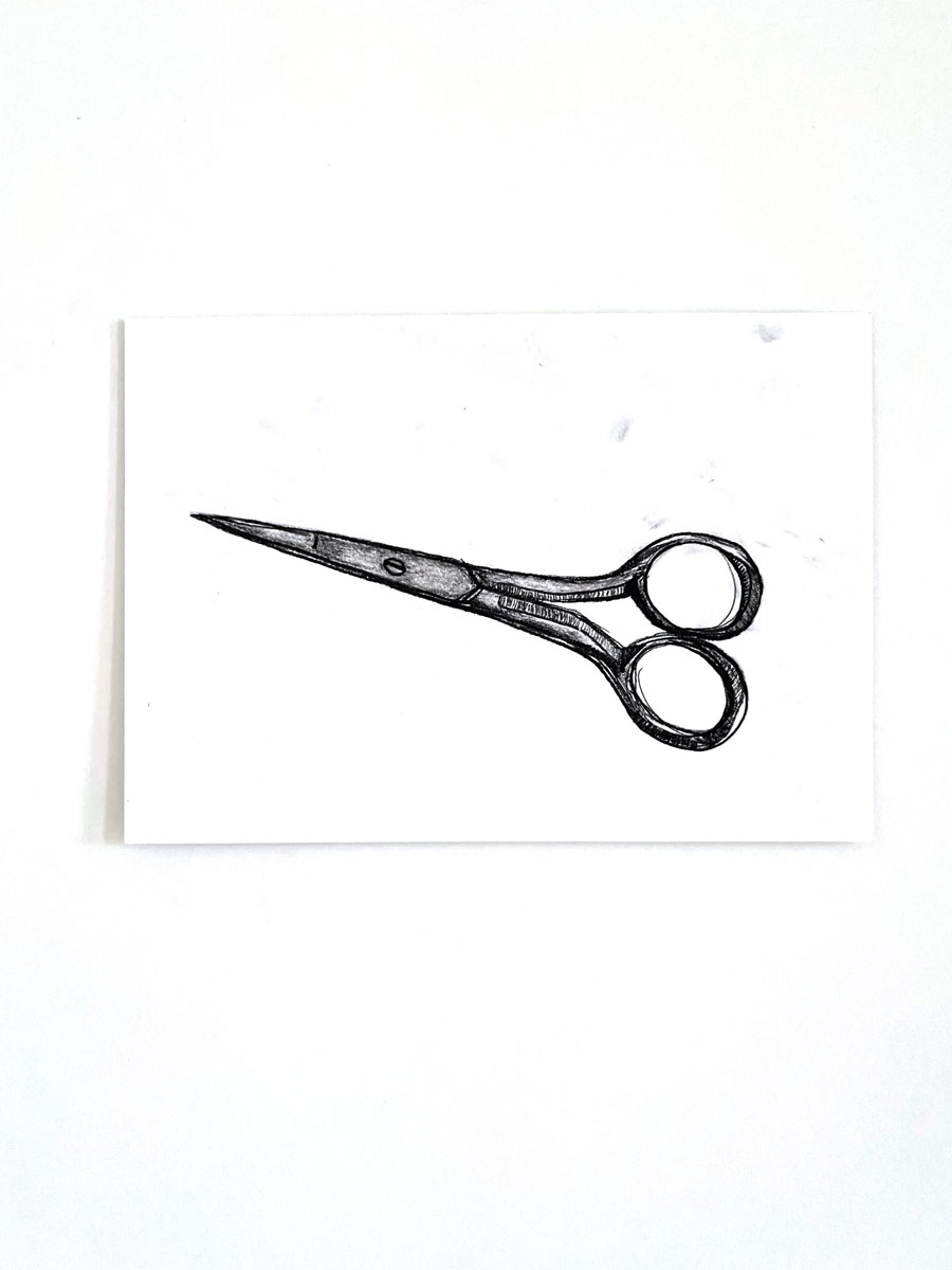 05 Scissors. —