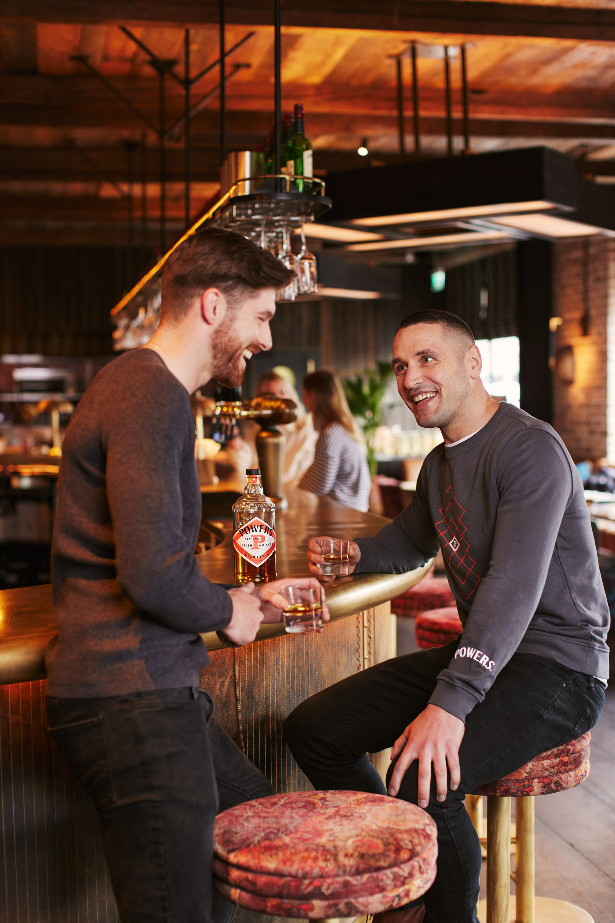 Lifestyle and drinks photoshoot of Powers Whiskey by Dublin based advertising photographer Alex Sheridan. Irish Whiskey photography for Teneo advertising agency.