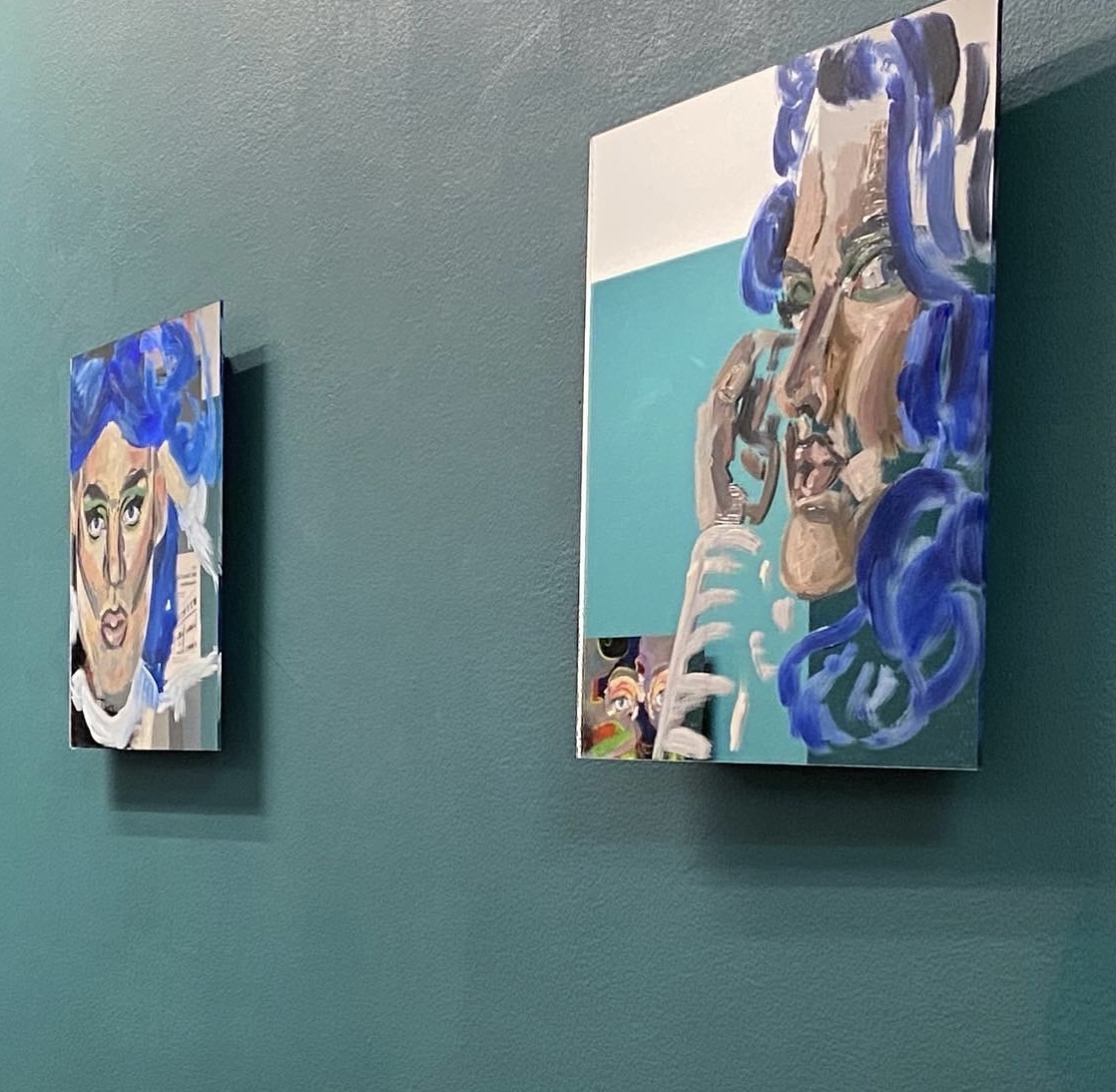 The Wig (Left) & Side Eye (Right), oil on mirror, 12&rdquo;x 12&rdquo;, 2022