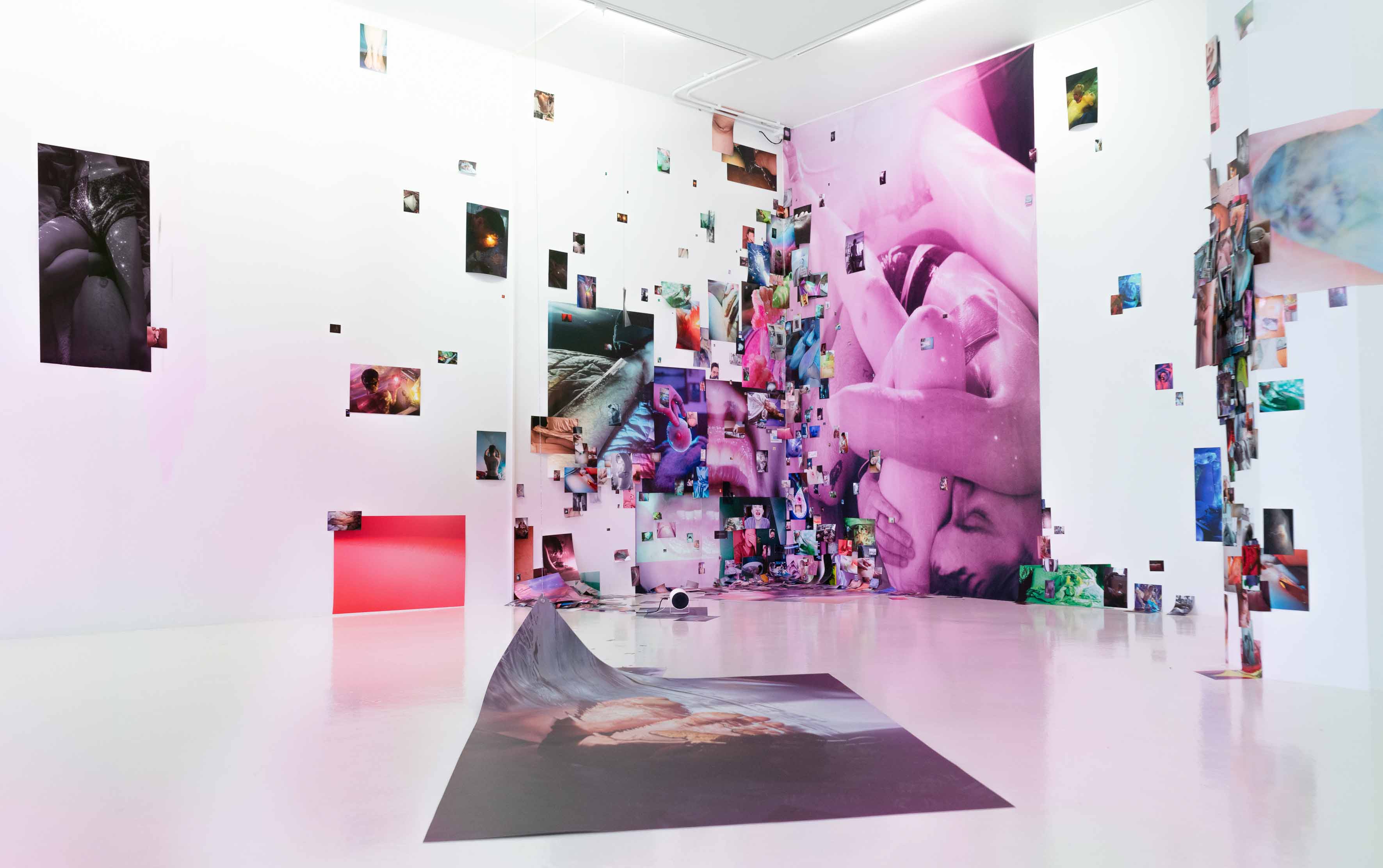 EVERYTHING I WANT TO TELL YOU by SADIE COOK and JO PAWLOWSKA at REYKJAVIK ART MUSEUM curated by BJÖRK HRAFNSDÓTTIR [from 20250529 to 20250730] [Photo: Sadie Cook]