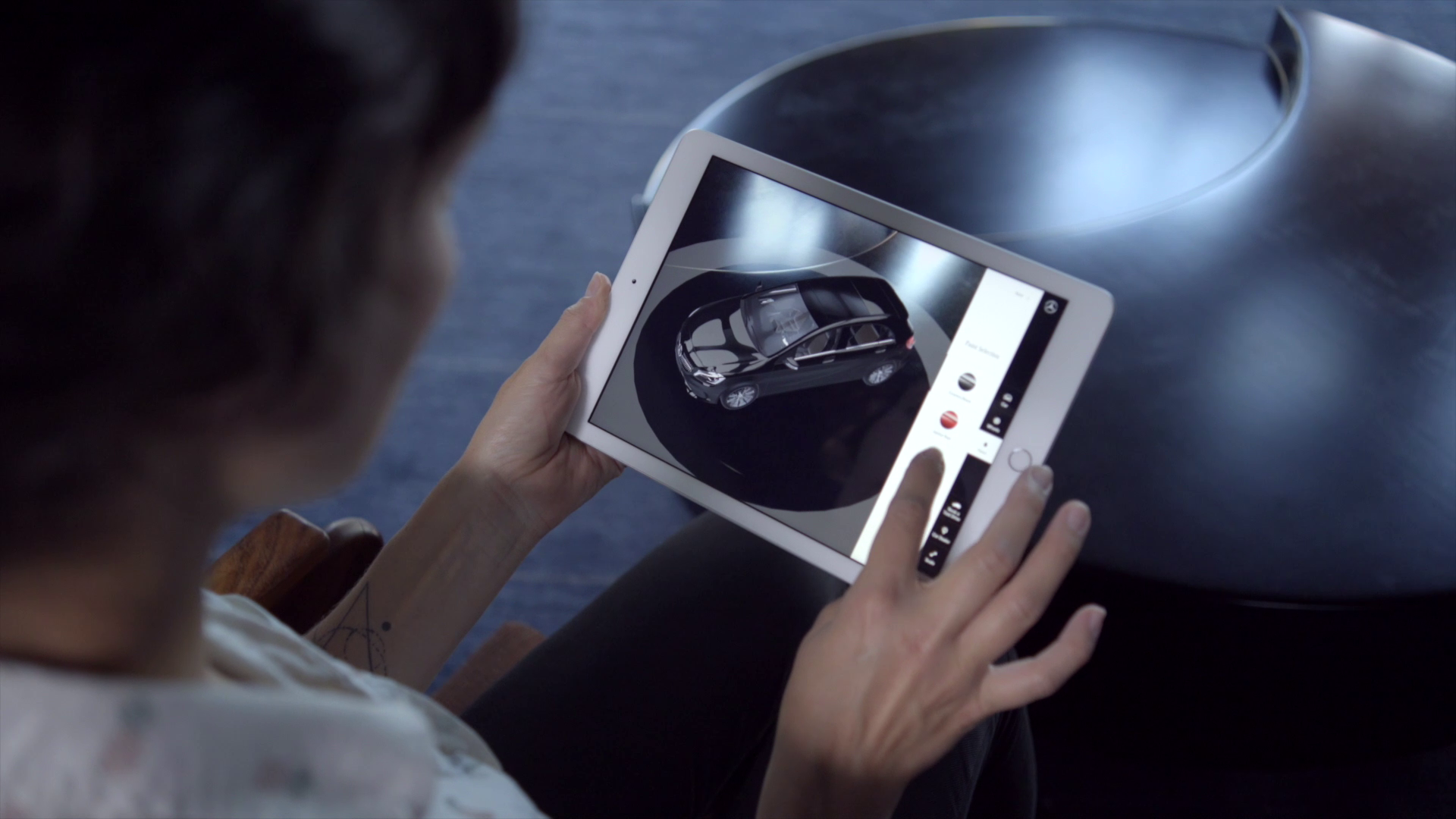 Mercedes cAR AR visual still 02