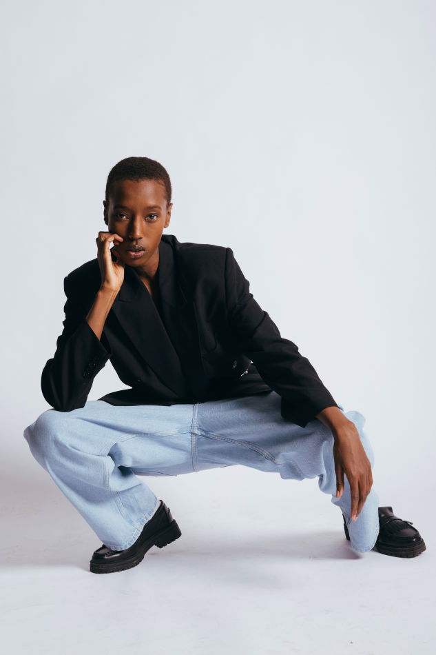 Janine Ilya image 32