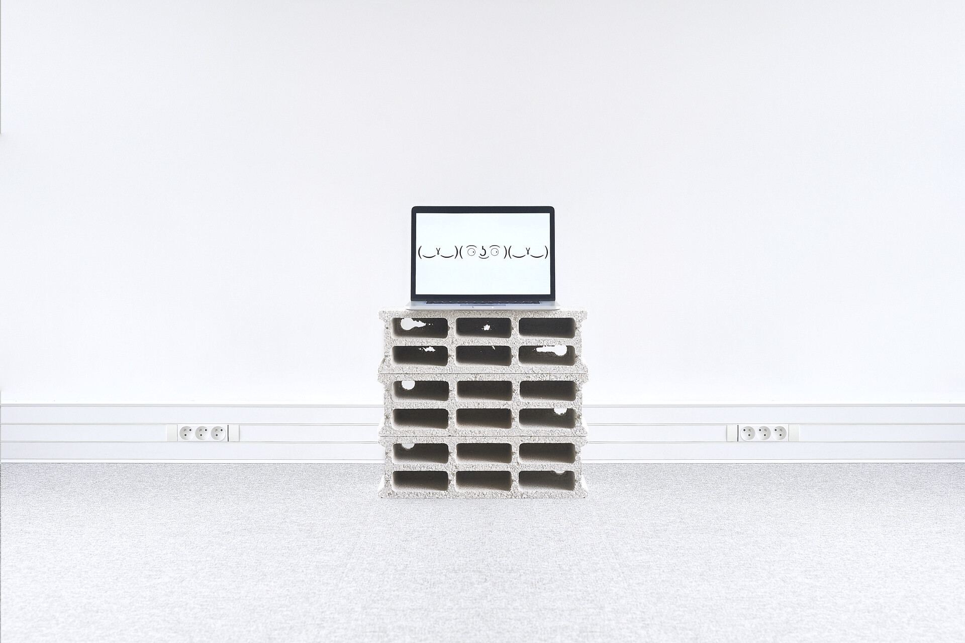 Lacoste New Area — Studio Béton Brut Creative Office