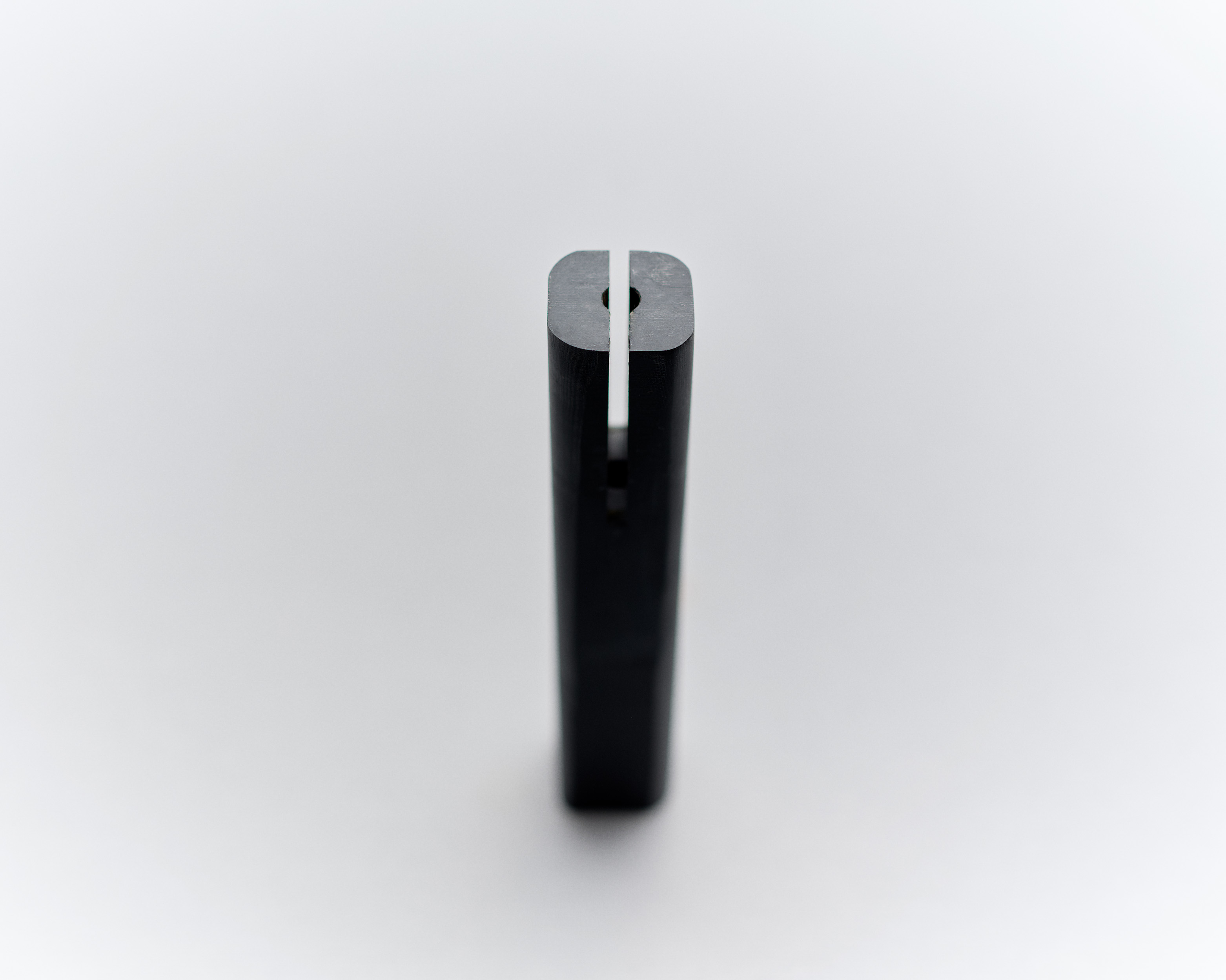 handle black